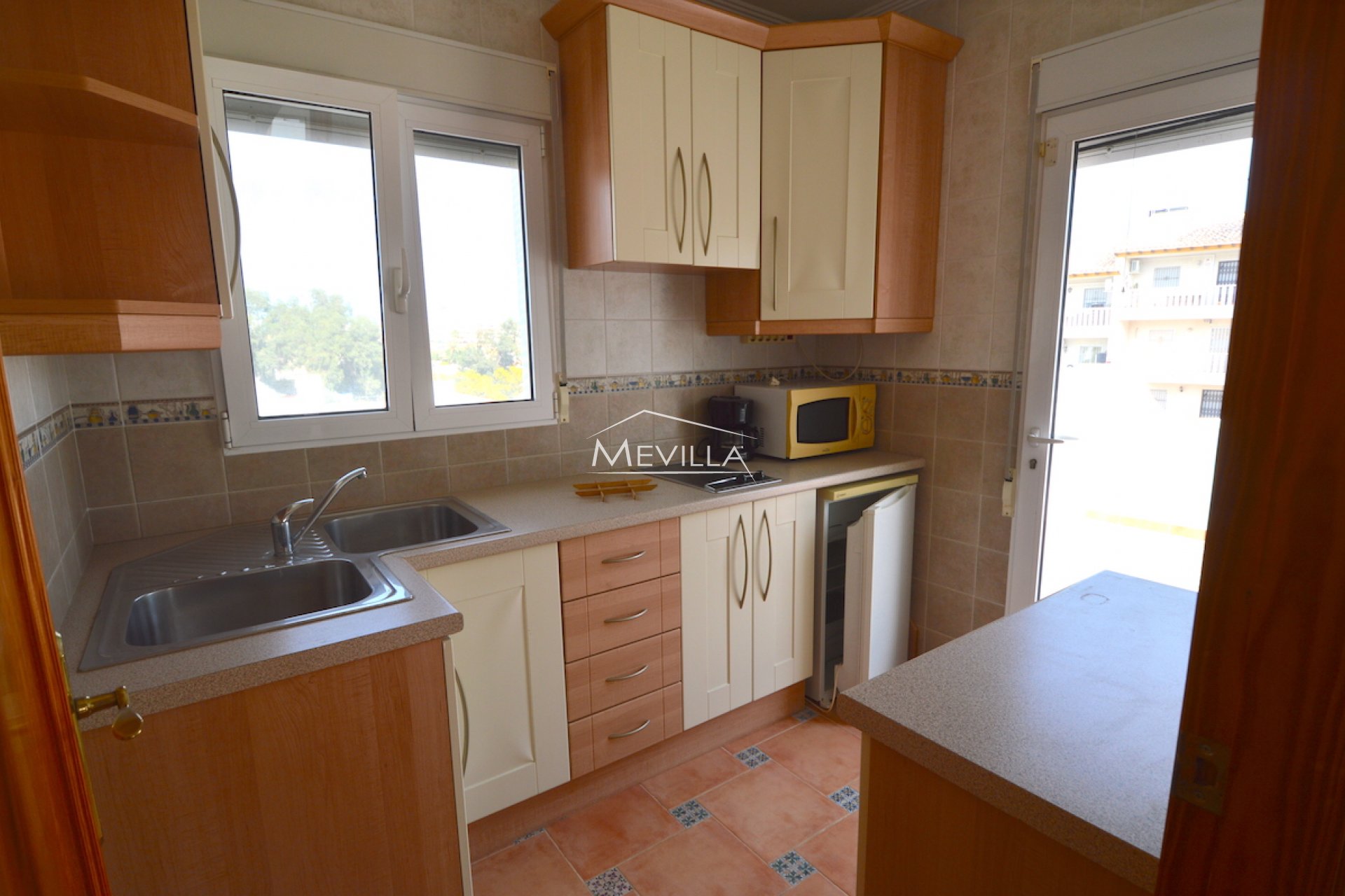 Reventes - Villa - Orihuela Costa - Villamartin