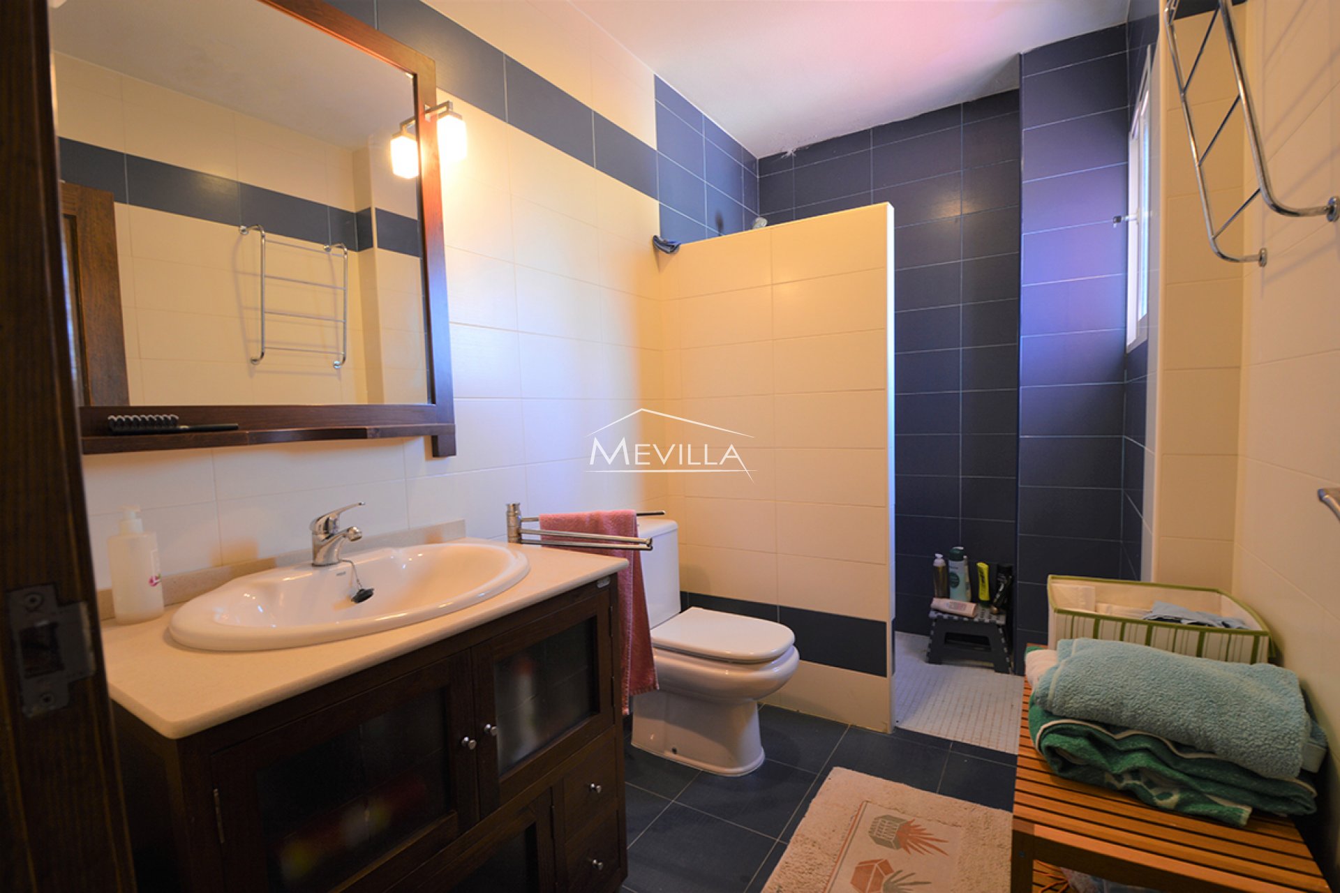 Reventes - Villa - Orihuela Costa - Villamartin