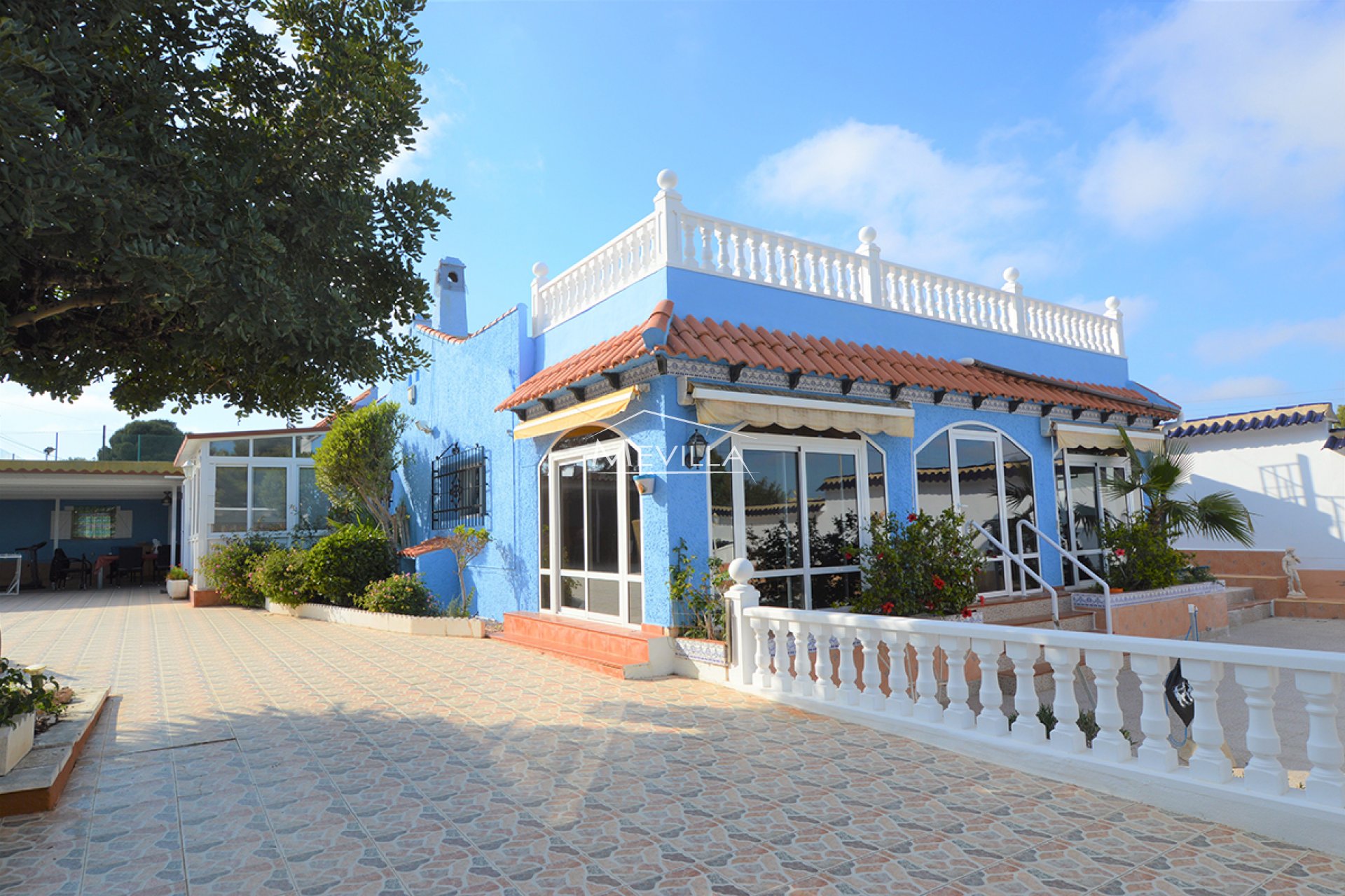 Reventes - Villa - Orihuela Costa - Villamartin