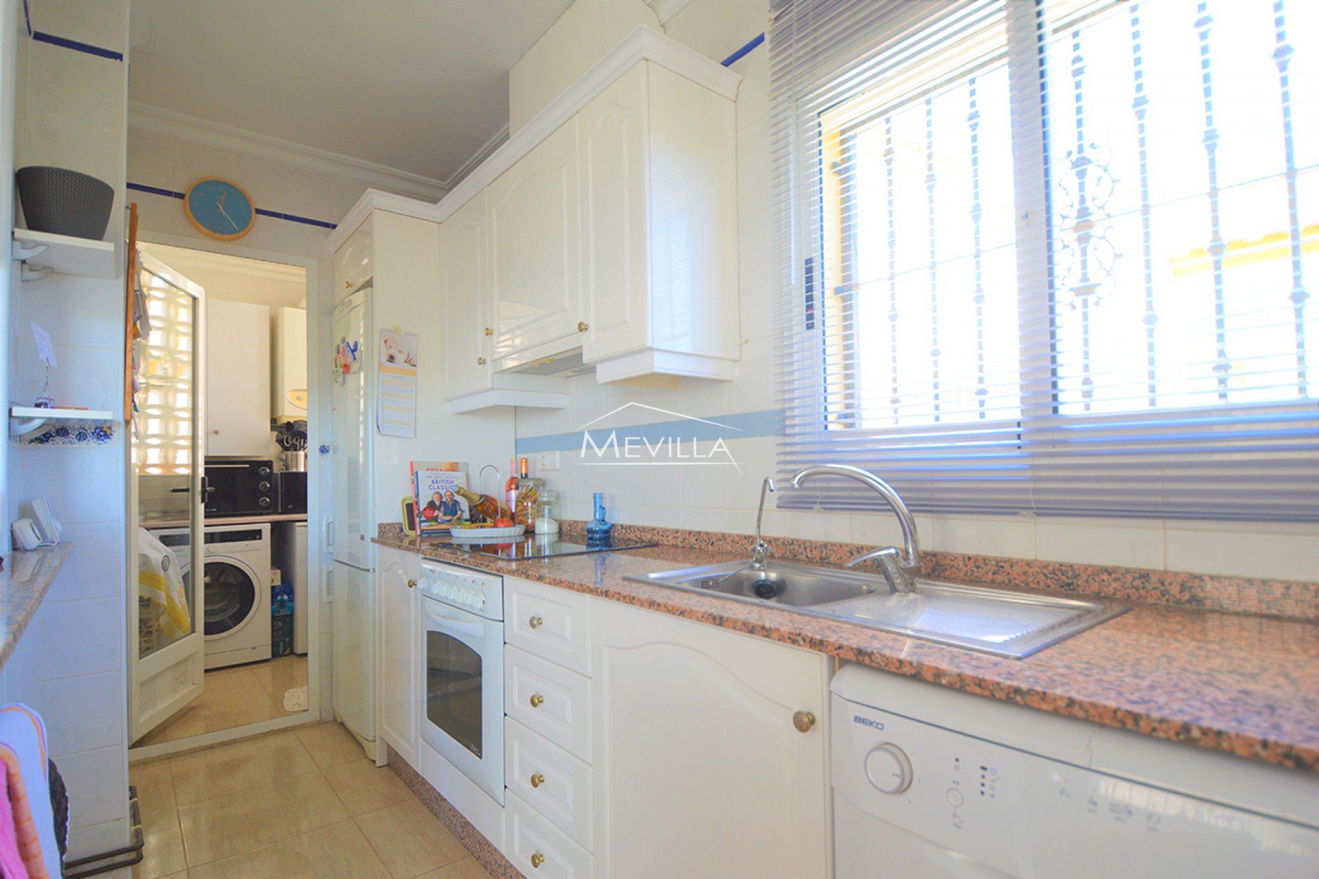 Reventes - Villa - Orihuela Costa - Villamartin