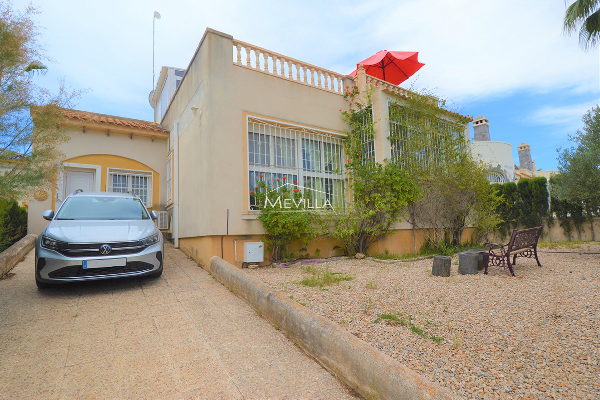 Reventes - Villa - Orihuela Costa - Villamartin