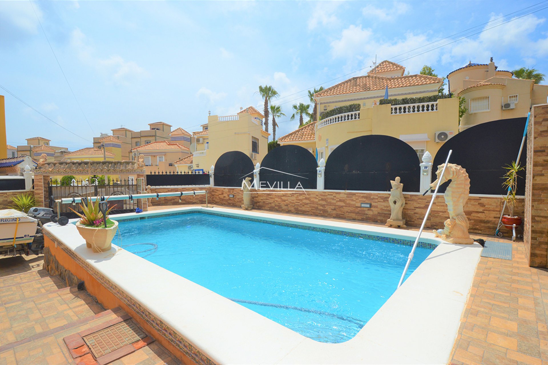 Reventes - Villa - Orihuela Costa - Villamartin