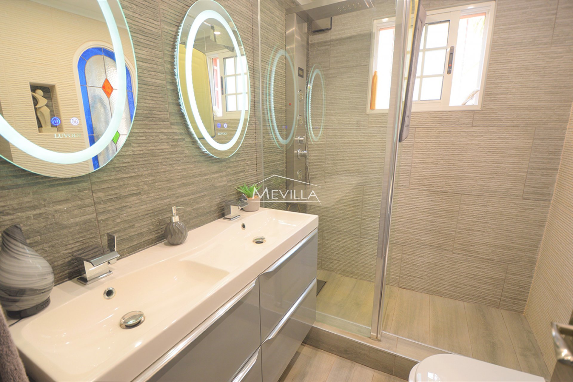 Reventes - Villa - Orihuela Costa - Villamartin