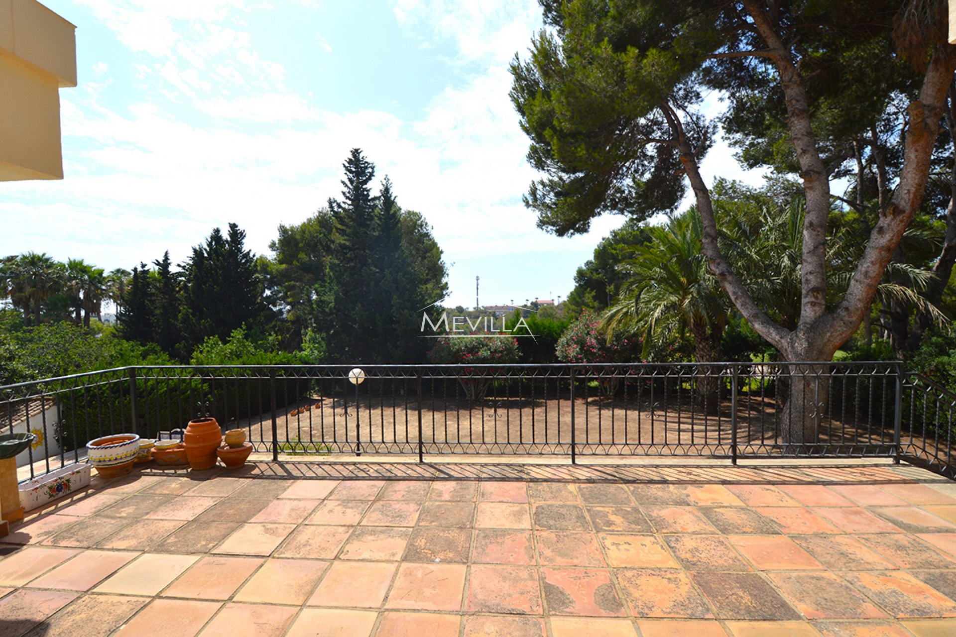 Reventes - Villa - Orihuela Costa - Villamartin