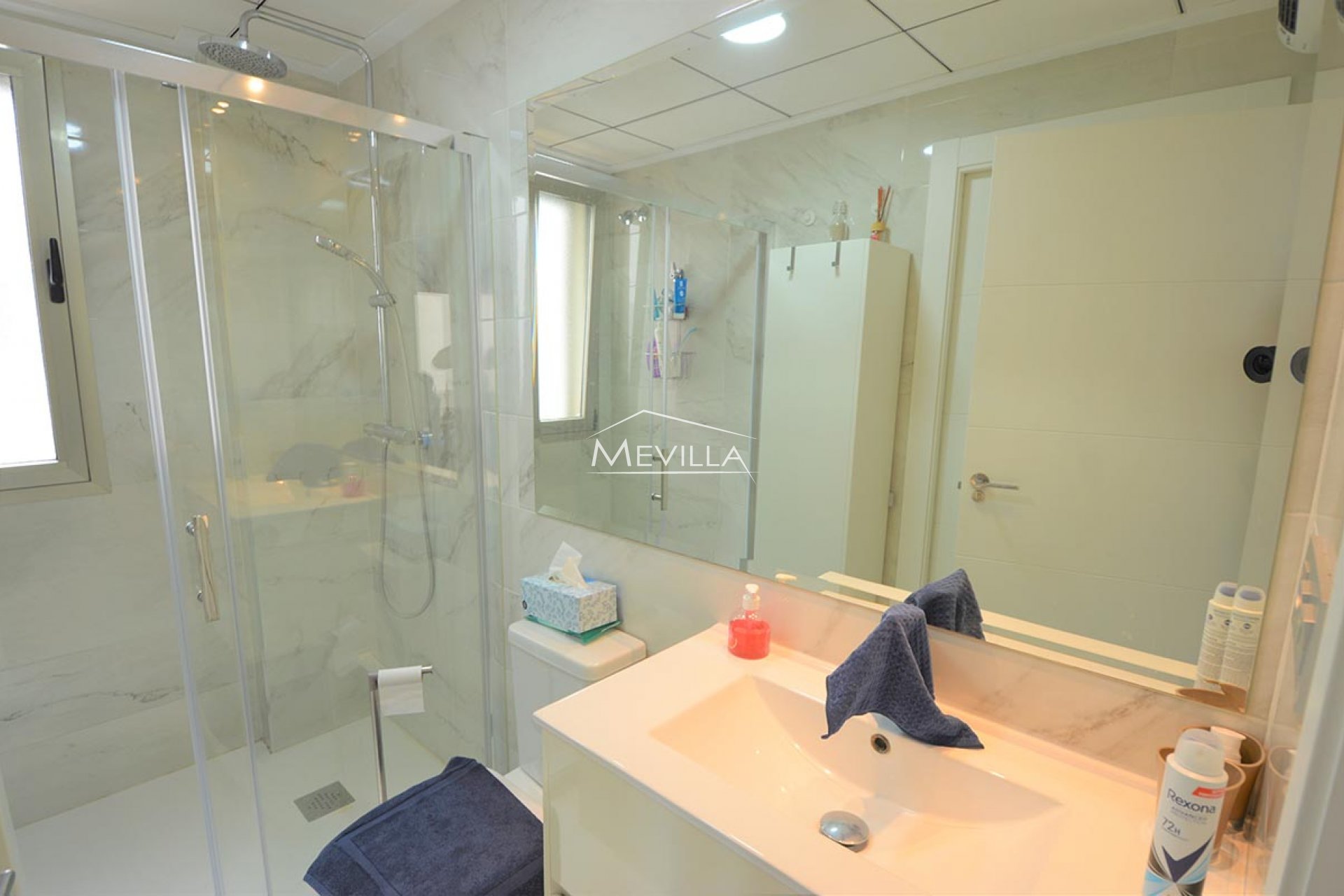 Reventes - Villa - Orihuela Costa - Villamartin