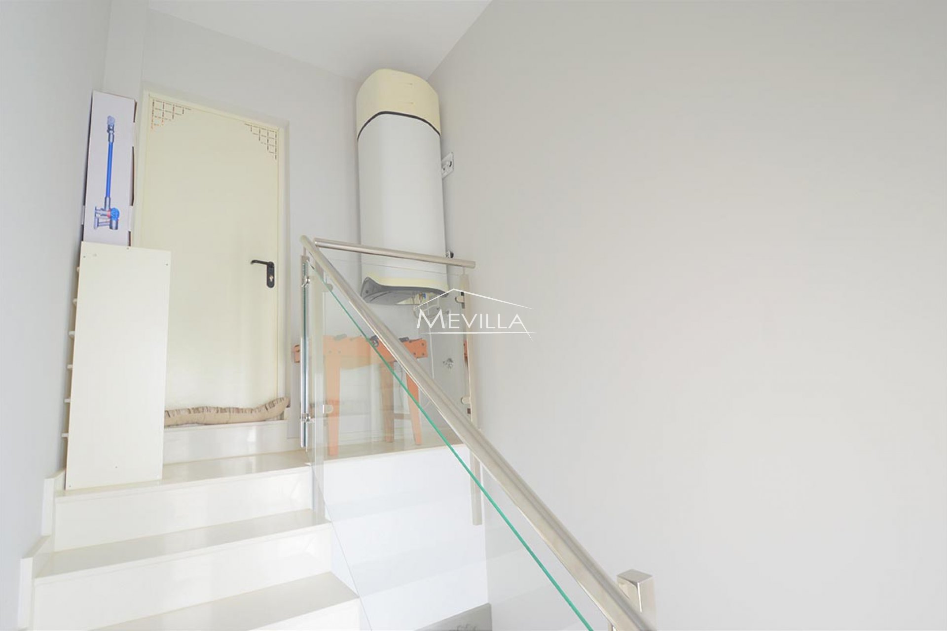 Reventes - Villa - Orihuela Costa - Villamartin