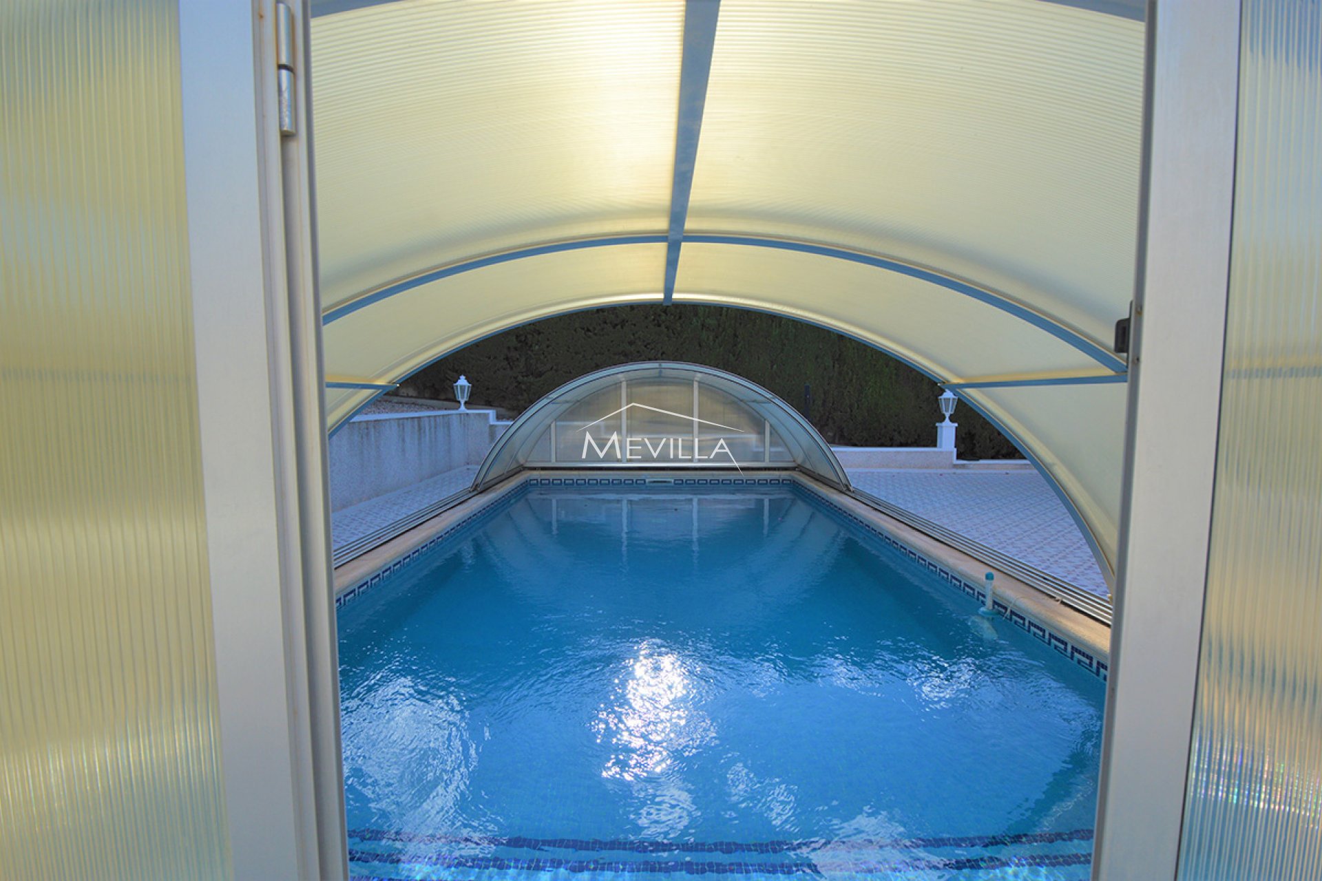 Reventes - Villa - Orihuela Costa - Villamartin