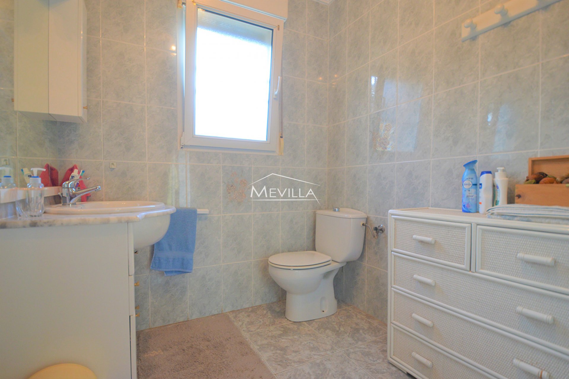 Reventes - Villa - Orihuela Costa - Villamartin