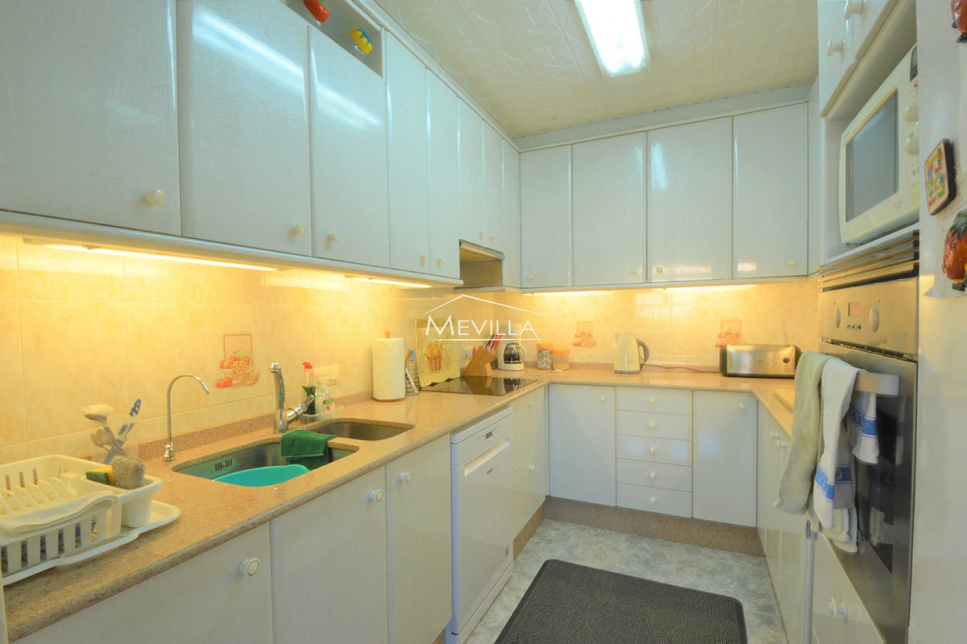 Reventes - Villa - Orihuela Costa - Villamartin