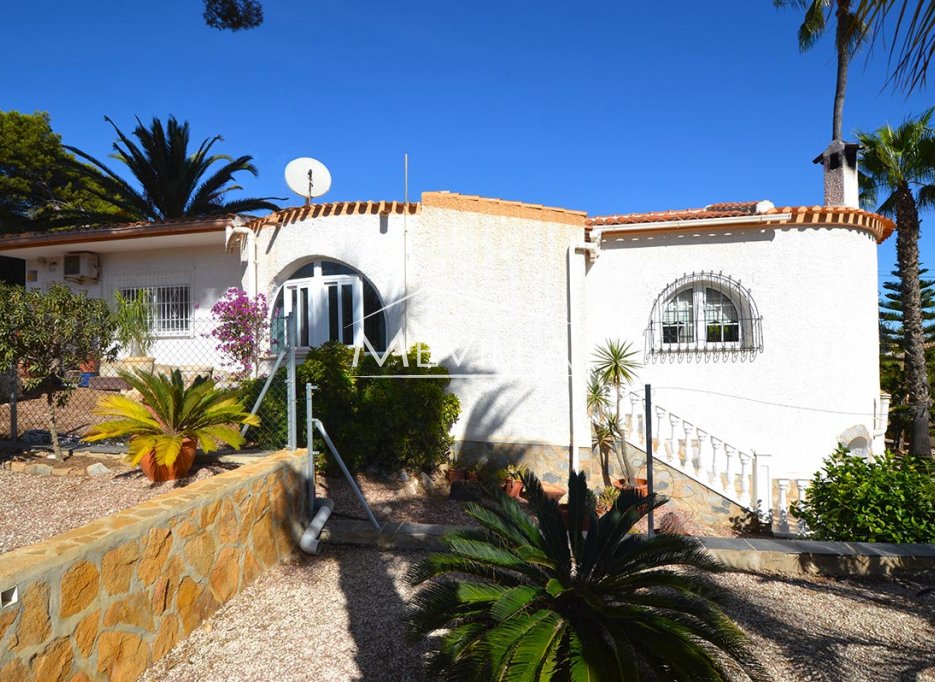 Reventes - Villa - Orihuela Costa - Villamartin