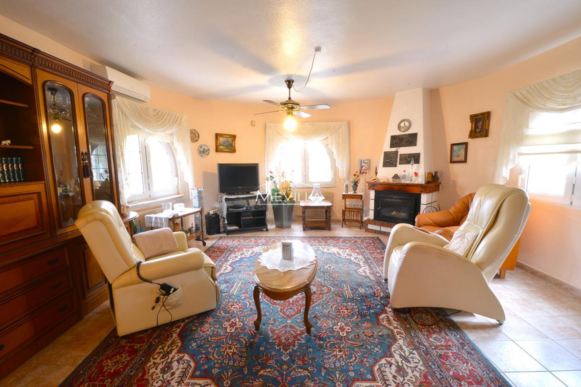 Reventes - Villa - Orihuela Costa - Villamartin