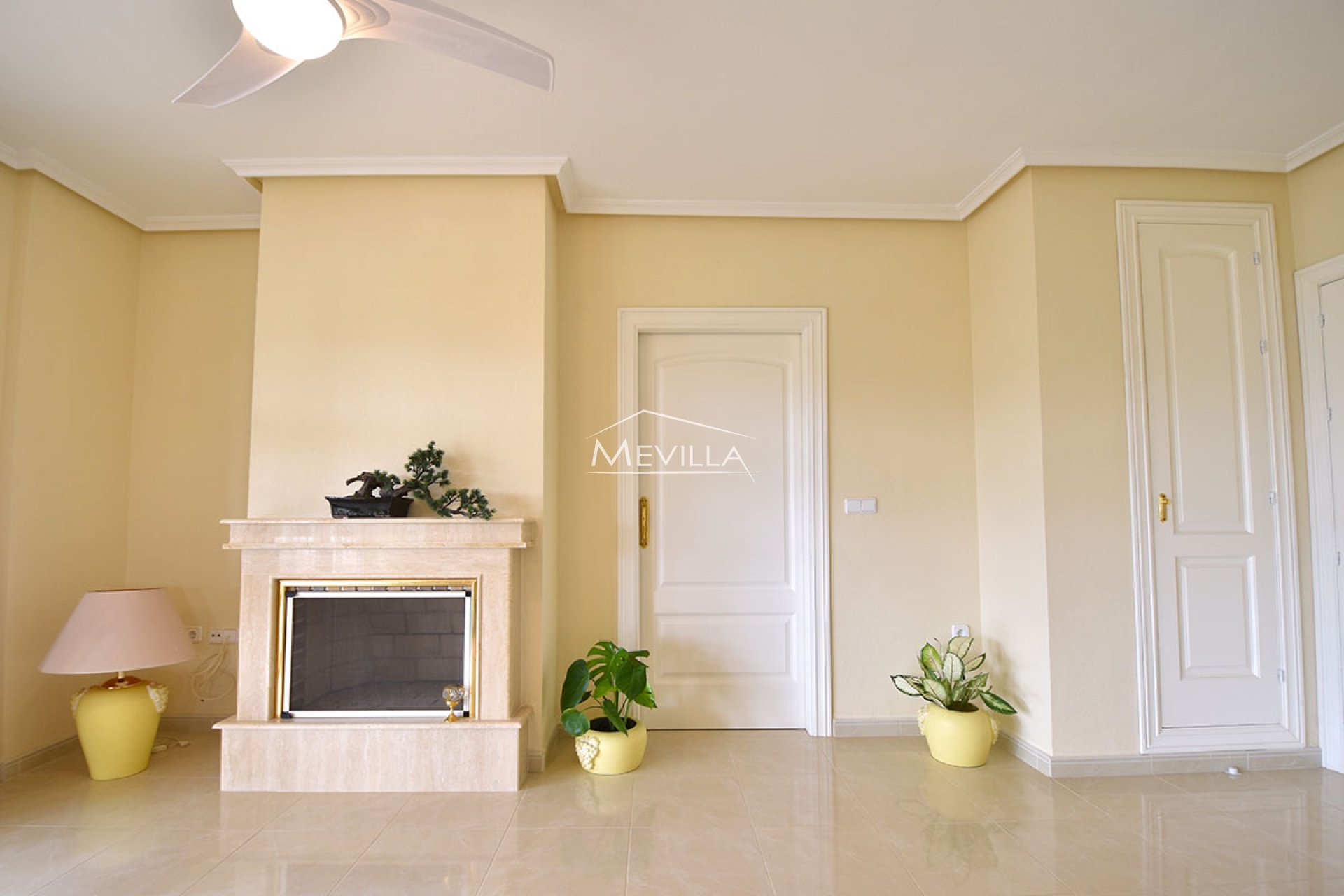 Reventes - Villa - Orihuela Costa - Villamartin