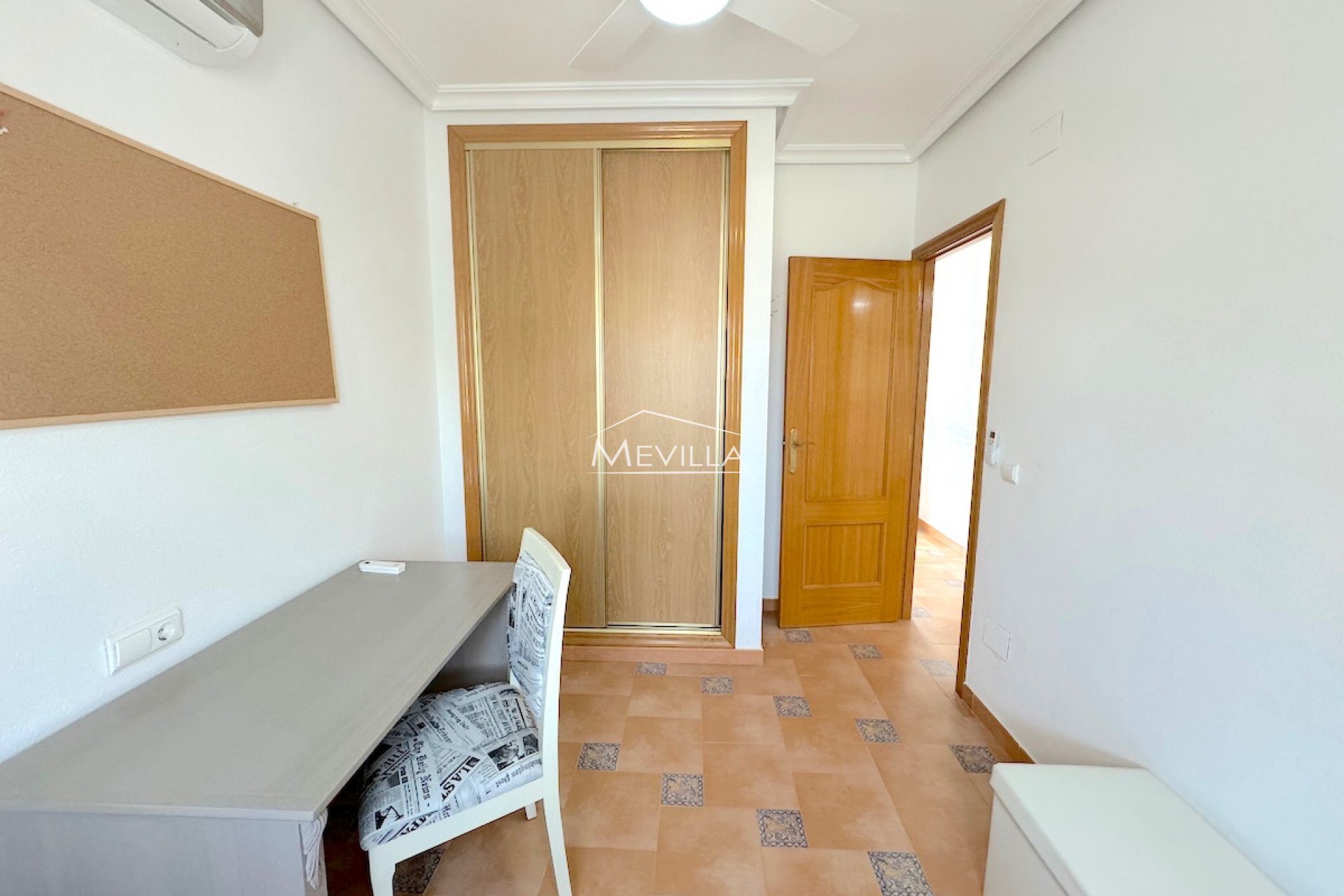 Reventes - Villa - Orihuela Costa - Villamartin