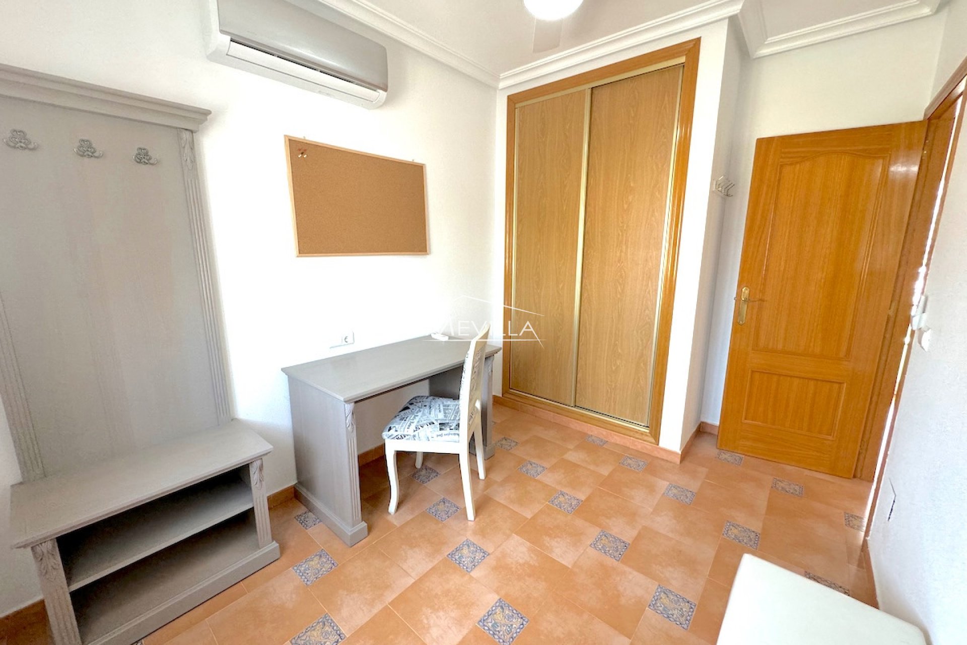 Reventes - Villa - Orihuela Costa - Villamartin