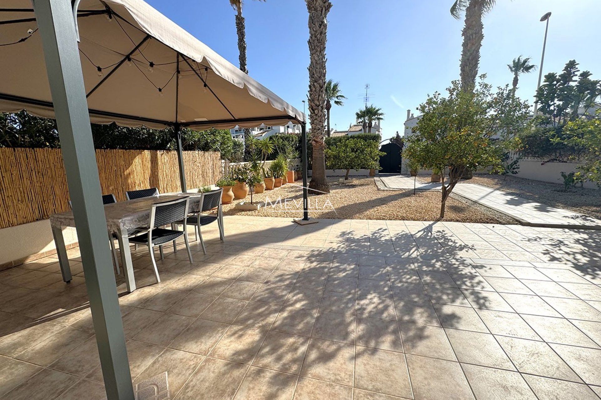 Reventes - Villa - Orihuela Costa - Villamartin