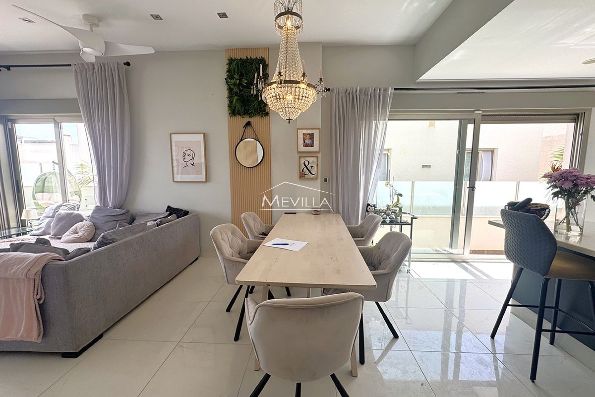 Reventes - Villa - Orihuela Costa - Villamartin