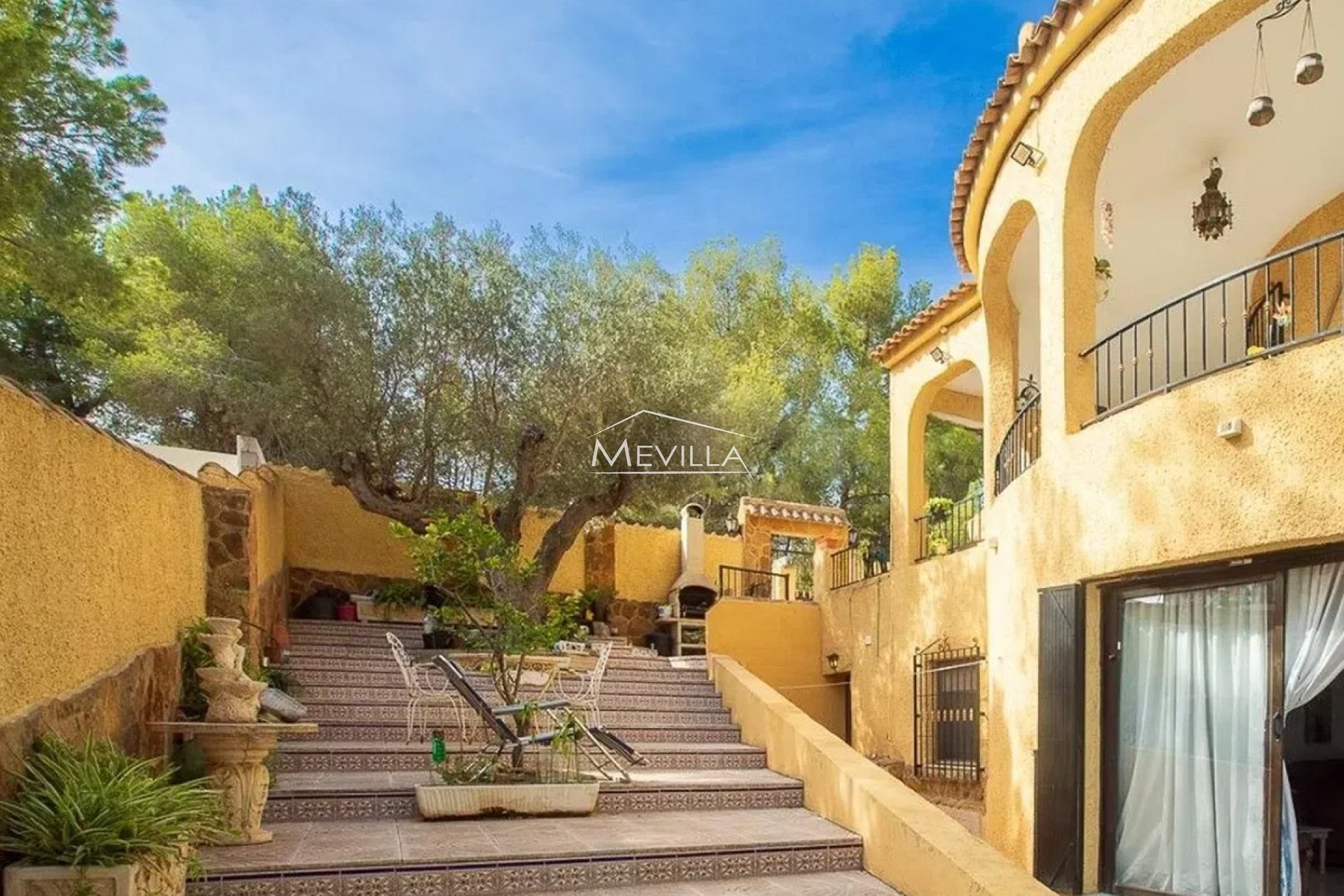 Reventes - Villa - Orihuela Costa - Villamartin