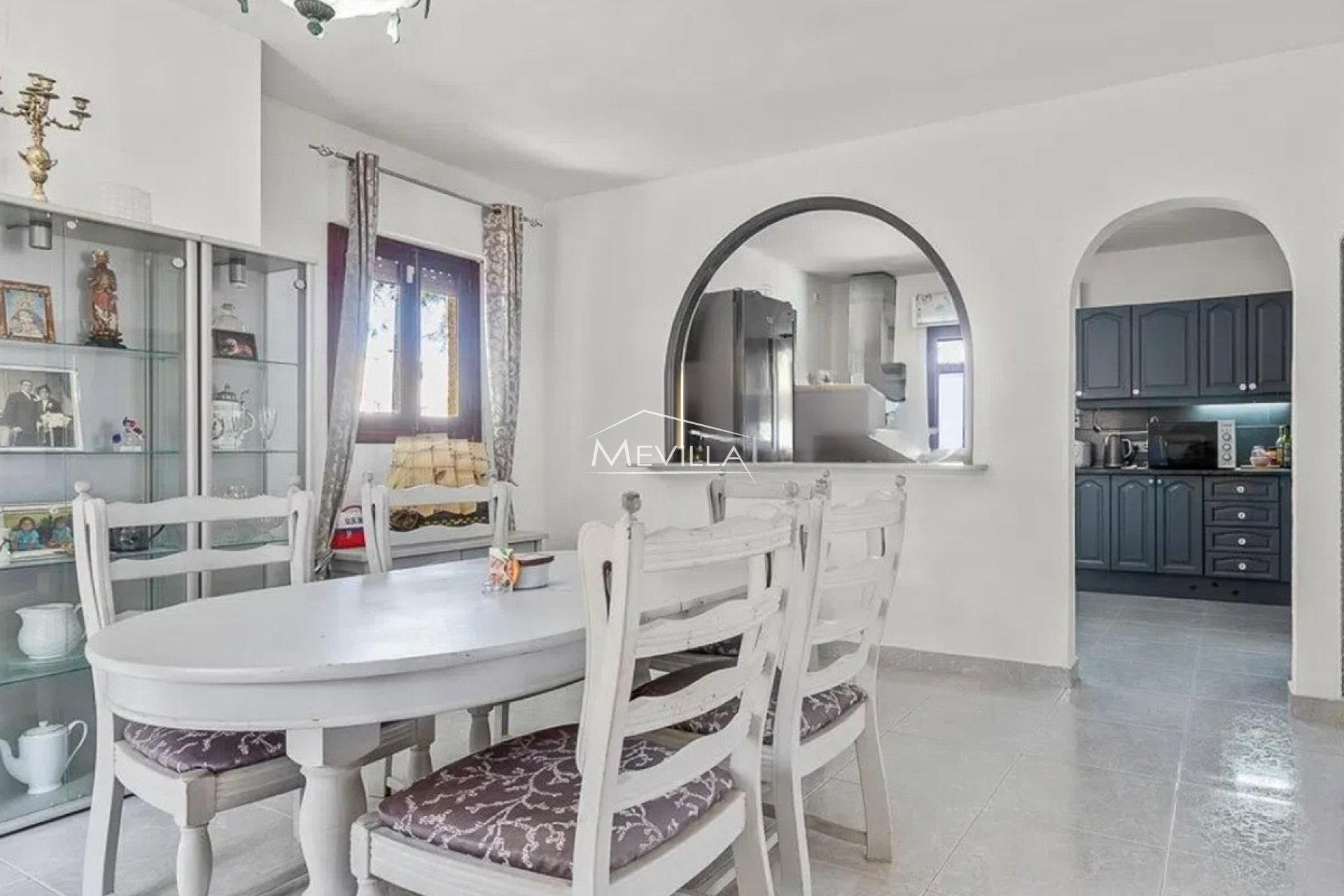 Reventes - Villa - Orihuela Costa - Villamartin