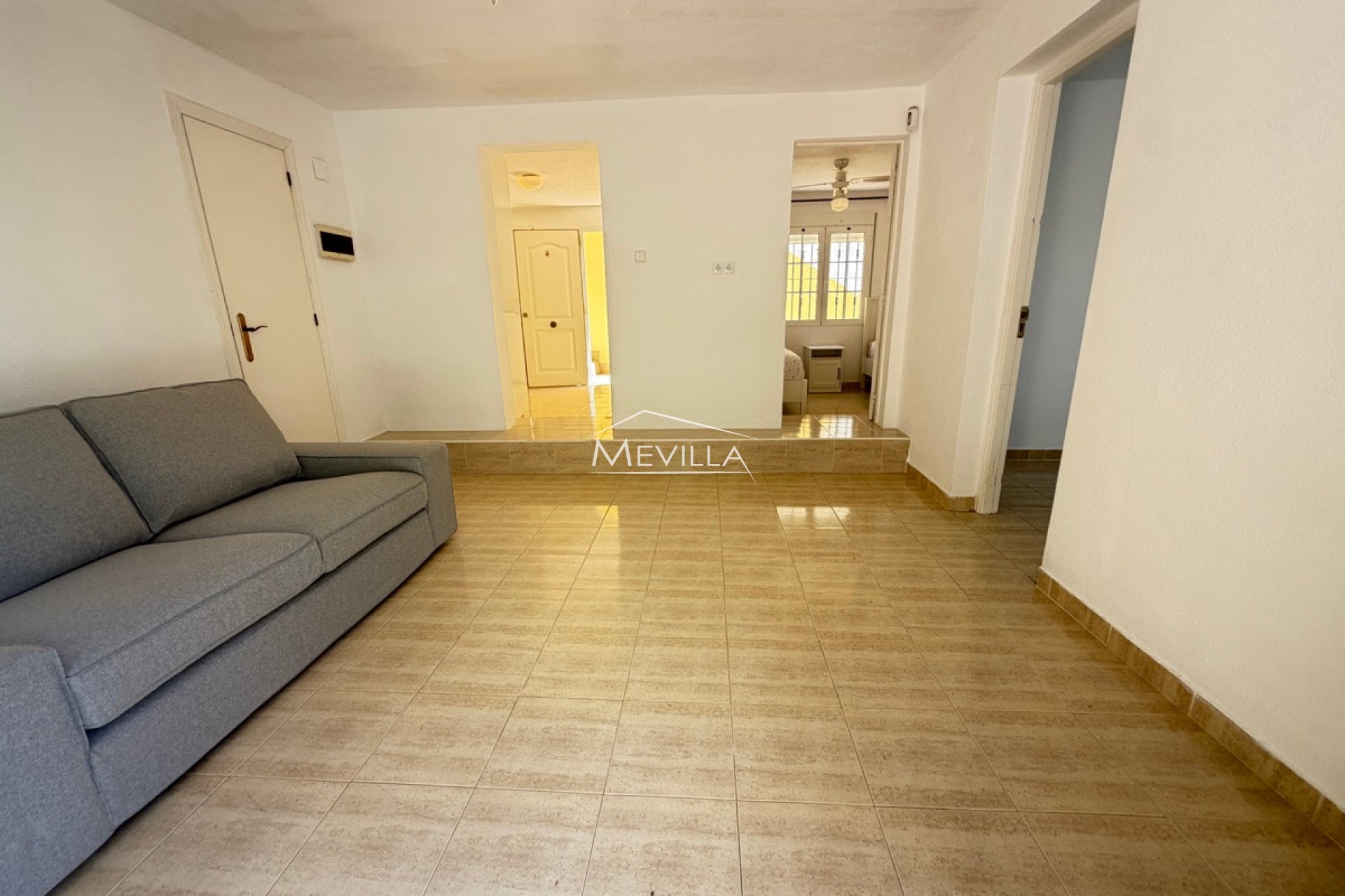 Reventes - Villa - Orihuela Costa - Villamartin