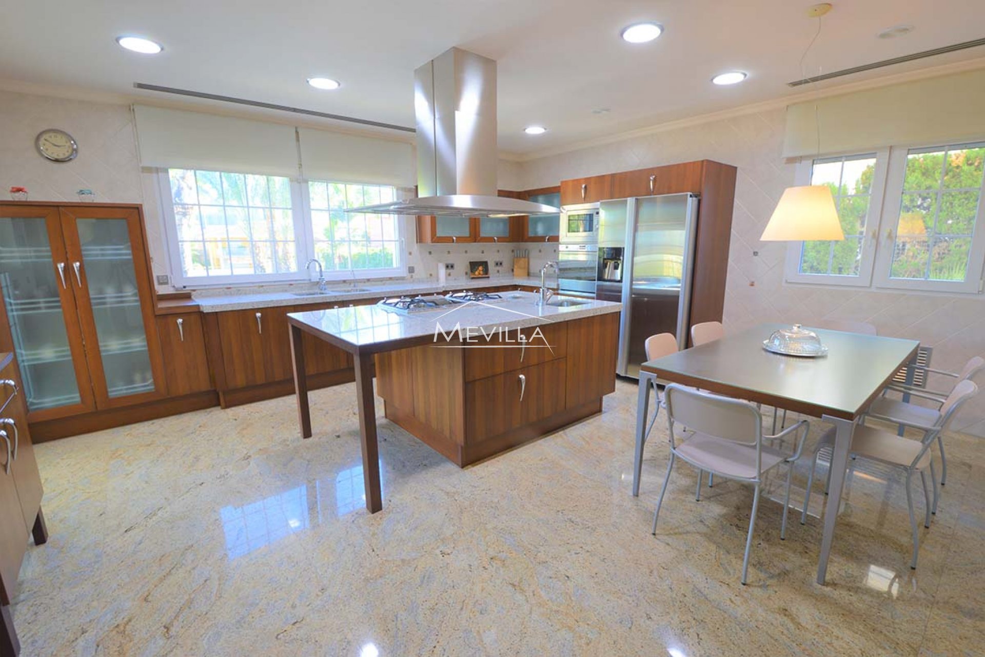 Reventes - Villa - San Miguel de Salinas