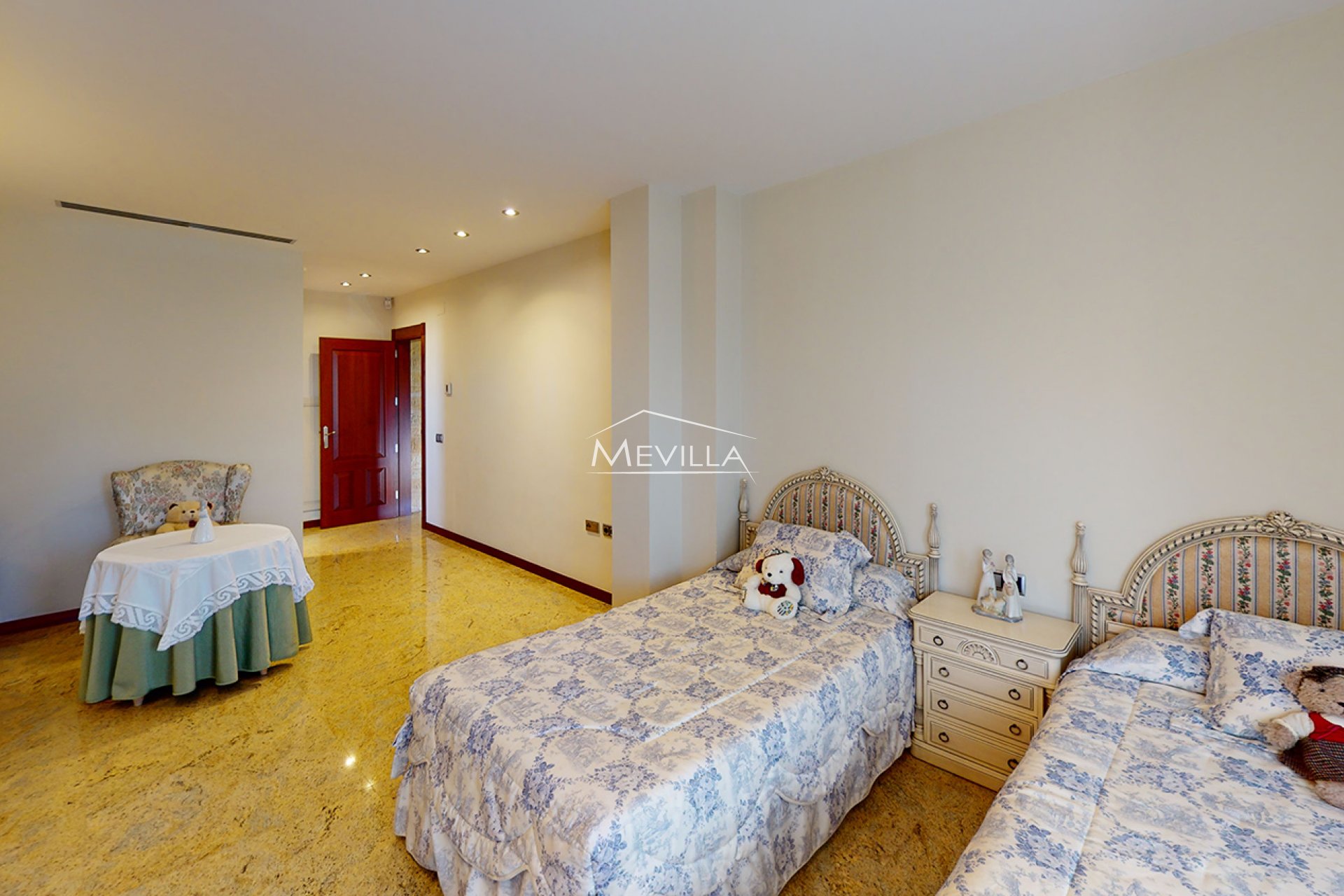 Reventes - Villa - San Miguel de Salinas