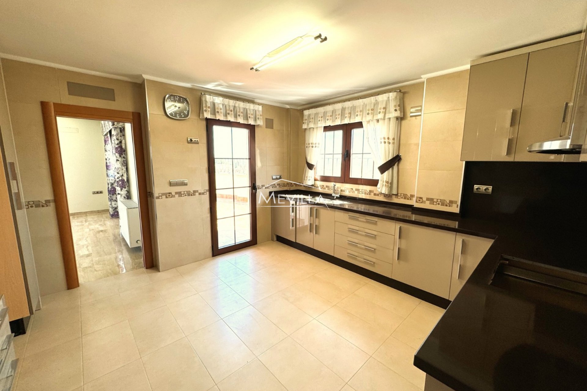 Reventes - Villa - San Miguel de Salinas