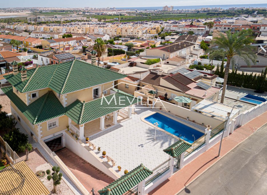 Reventes - Villa - Torrevieja - Los Balcones
