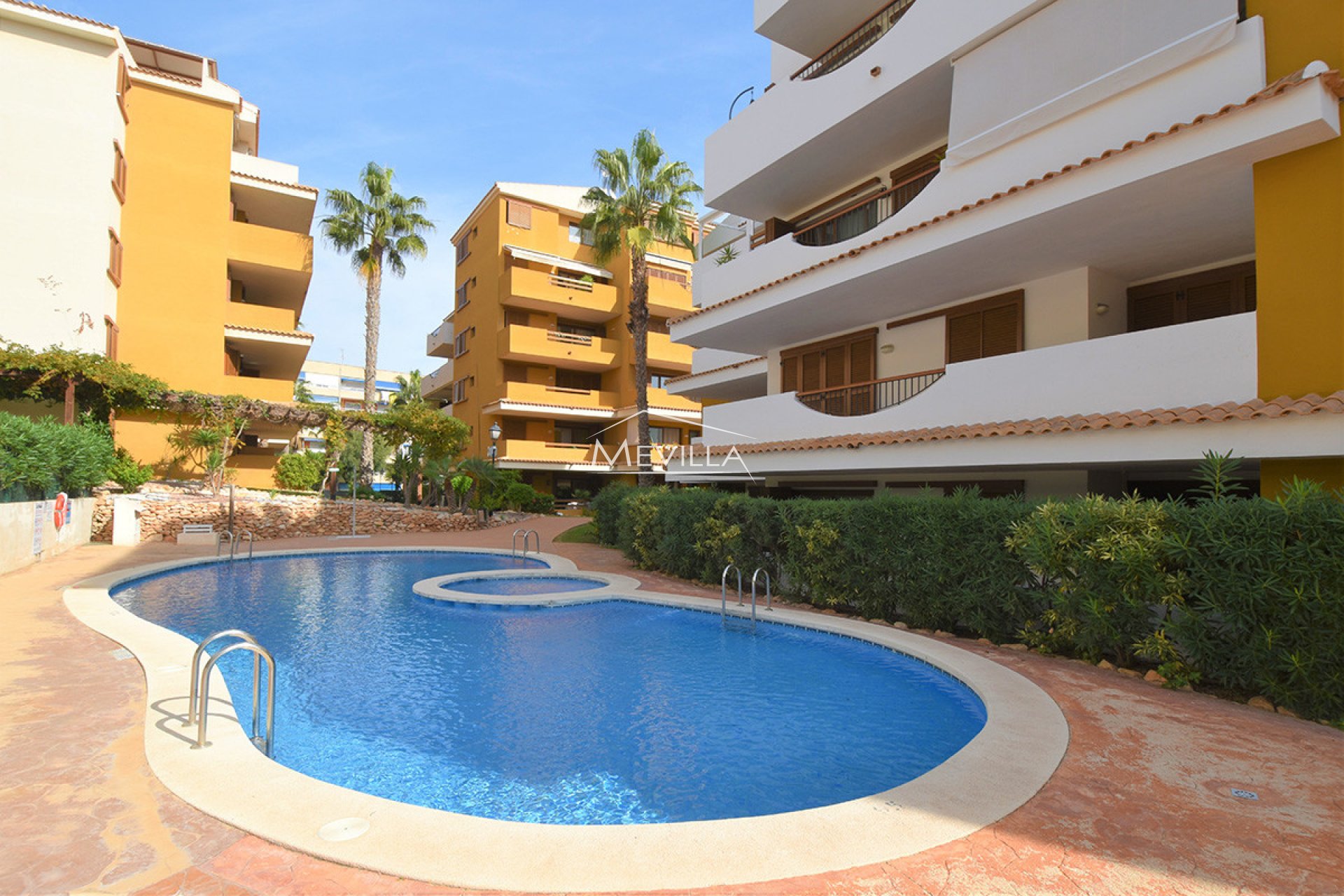 Salg (Resales) - Flat / leiligheter - Orihuela Costa - Punta Prima