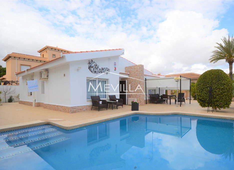 Salg (Resales) - Villa - Orihuela Costa - Cabo Roig