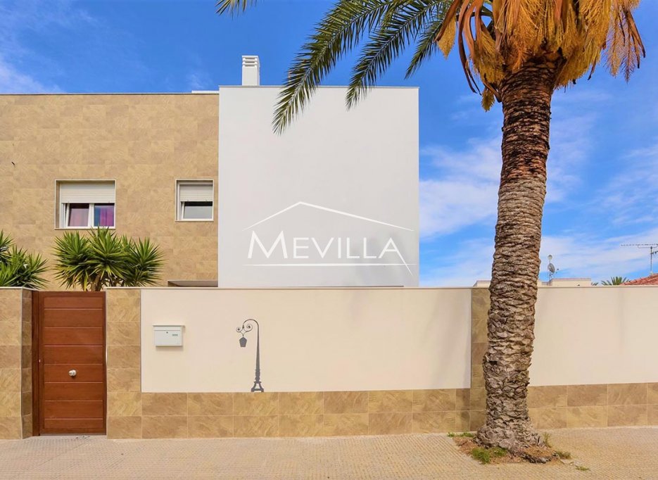 Salg (Resales) - Villa - Orihuela Costa - Cabo Roig