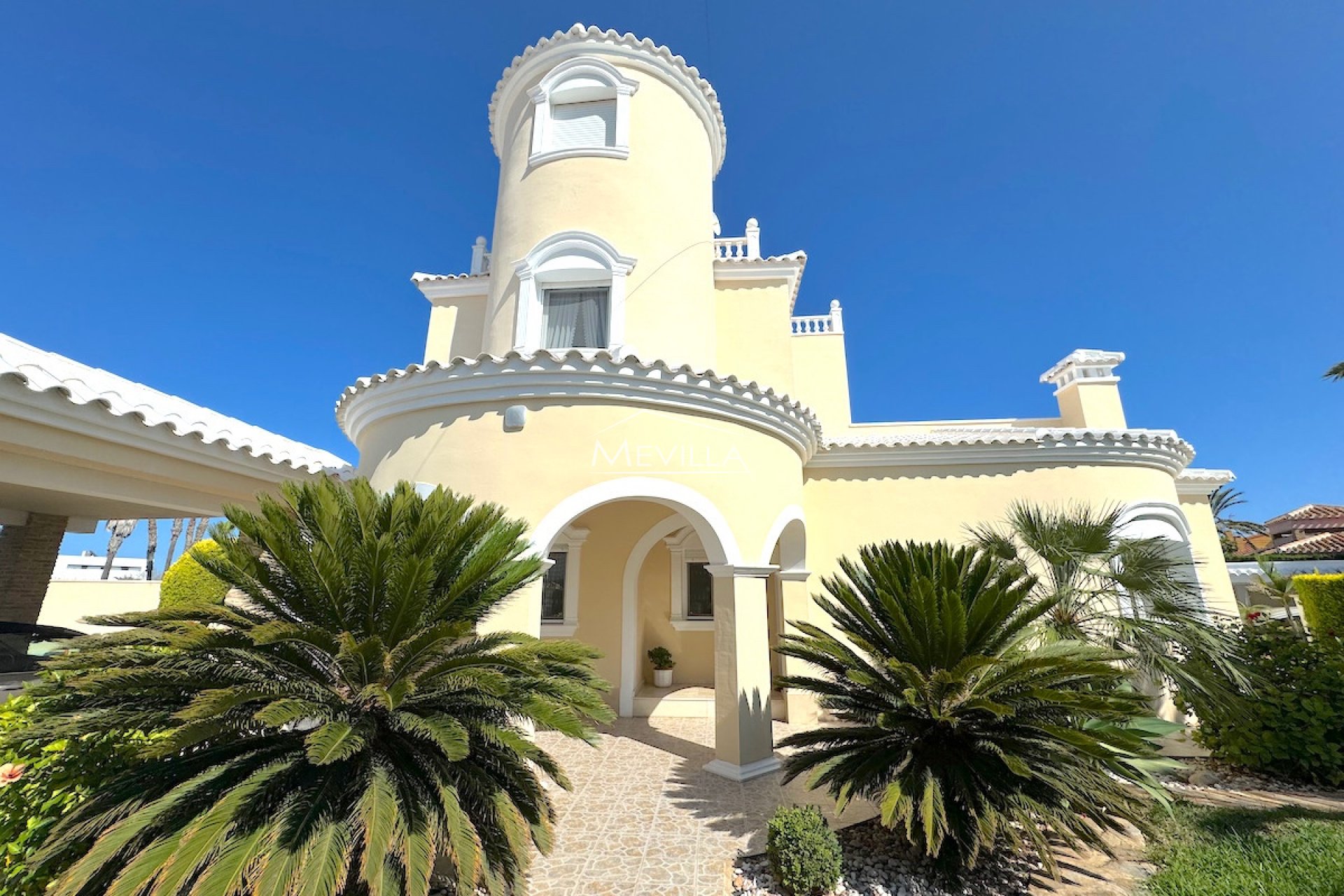 Salg (Resales) - Villa - Orihuela Costa - Cabo Roig