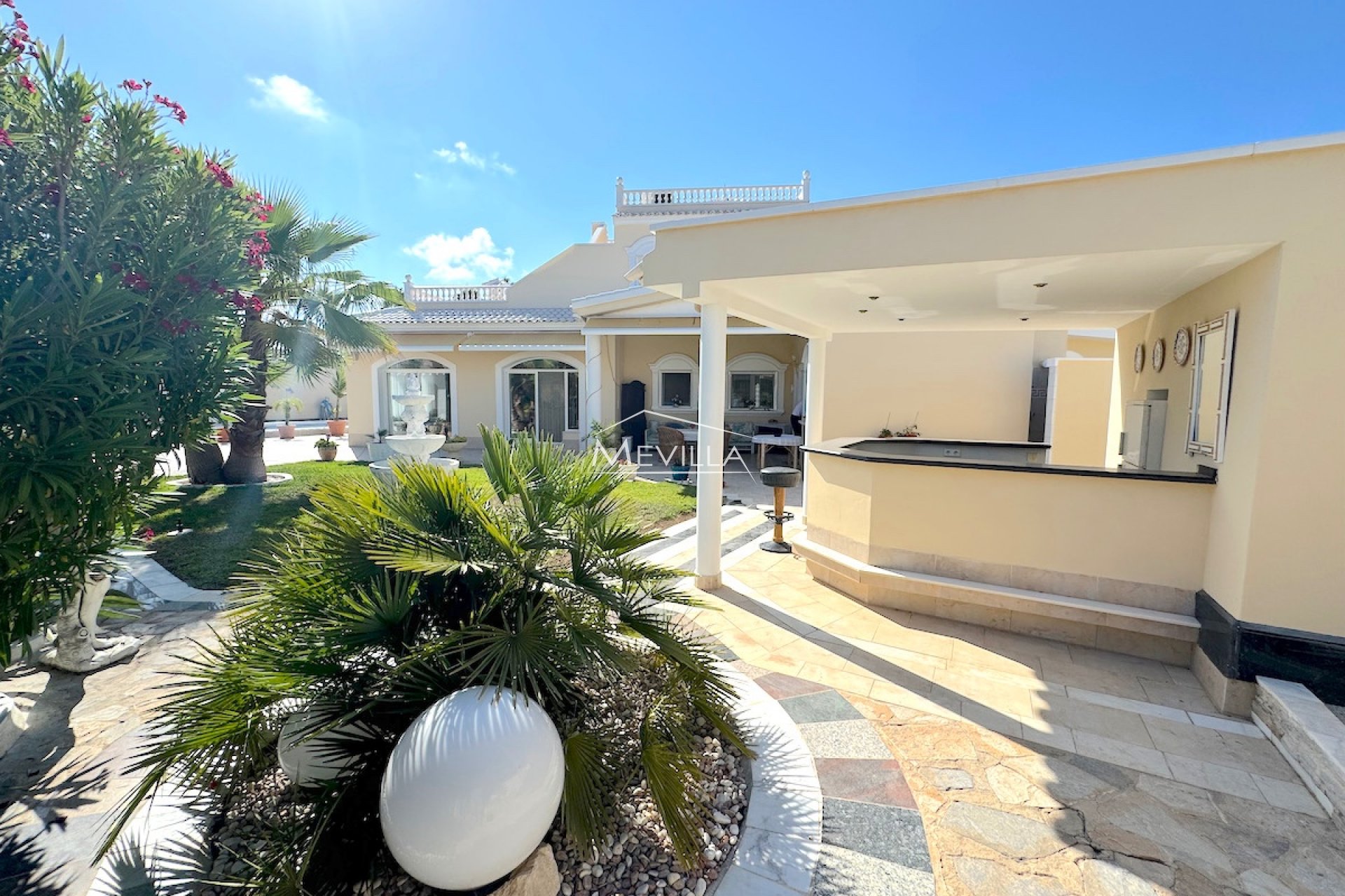 Salg (Resales) - Villa - Orihuela Costa - Cabo Roig