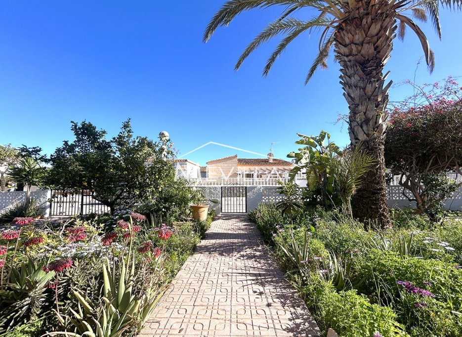 Salg (Resales) - Villa - Orihuela Costa - Cabo Roig