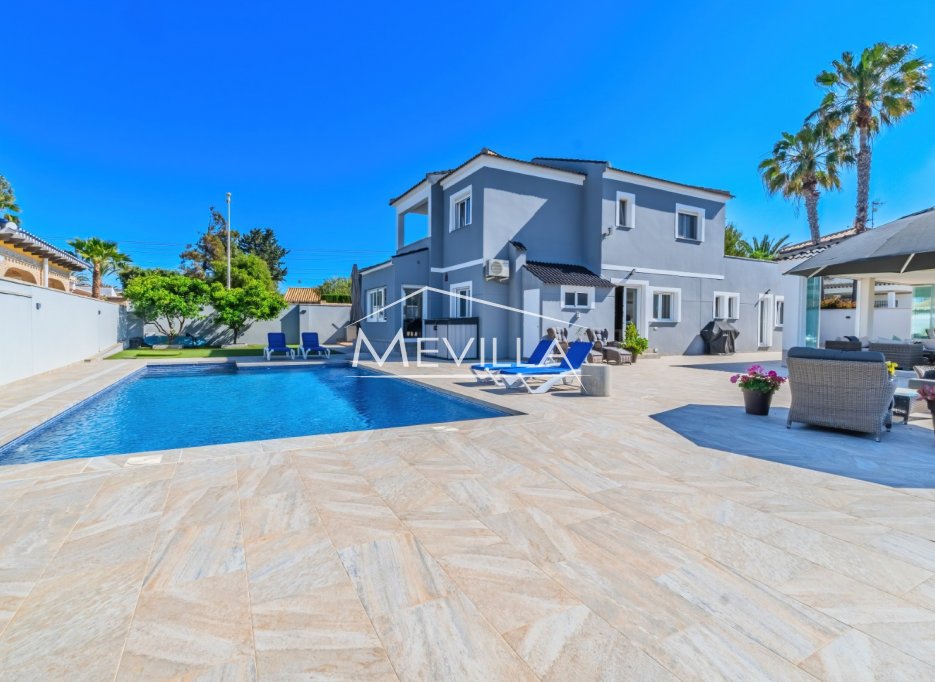 Salg (Resales) - Villa - Orihuela Costa - Cabo Roig