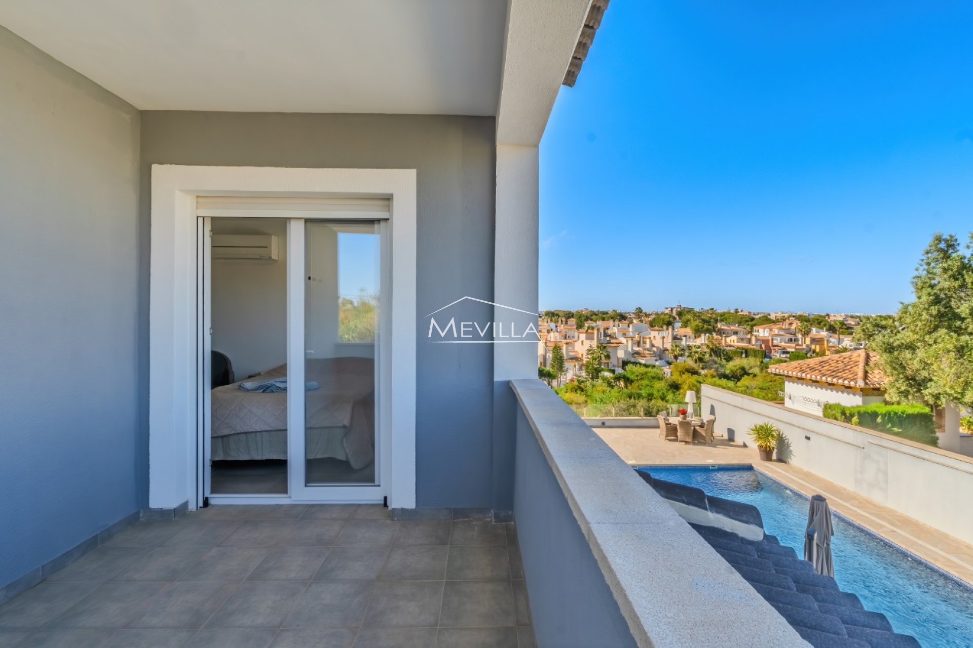 Salg (Resales) - Villa - Orihuela Costa - Cabo Roig