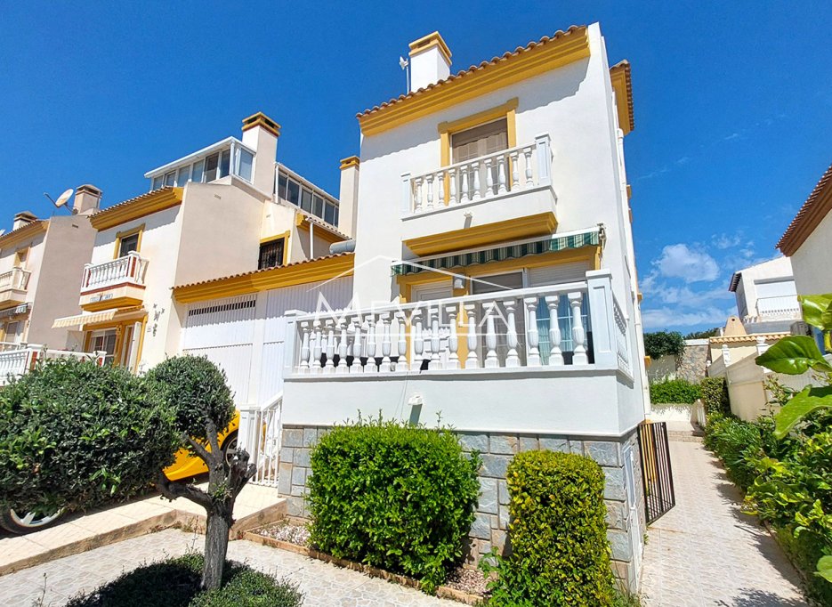 Salg (Resales) - Villa - Orihuela Costa - Cabo Roig