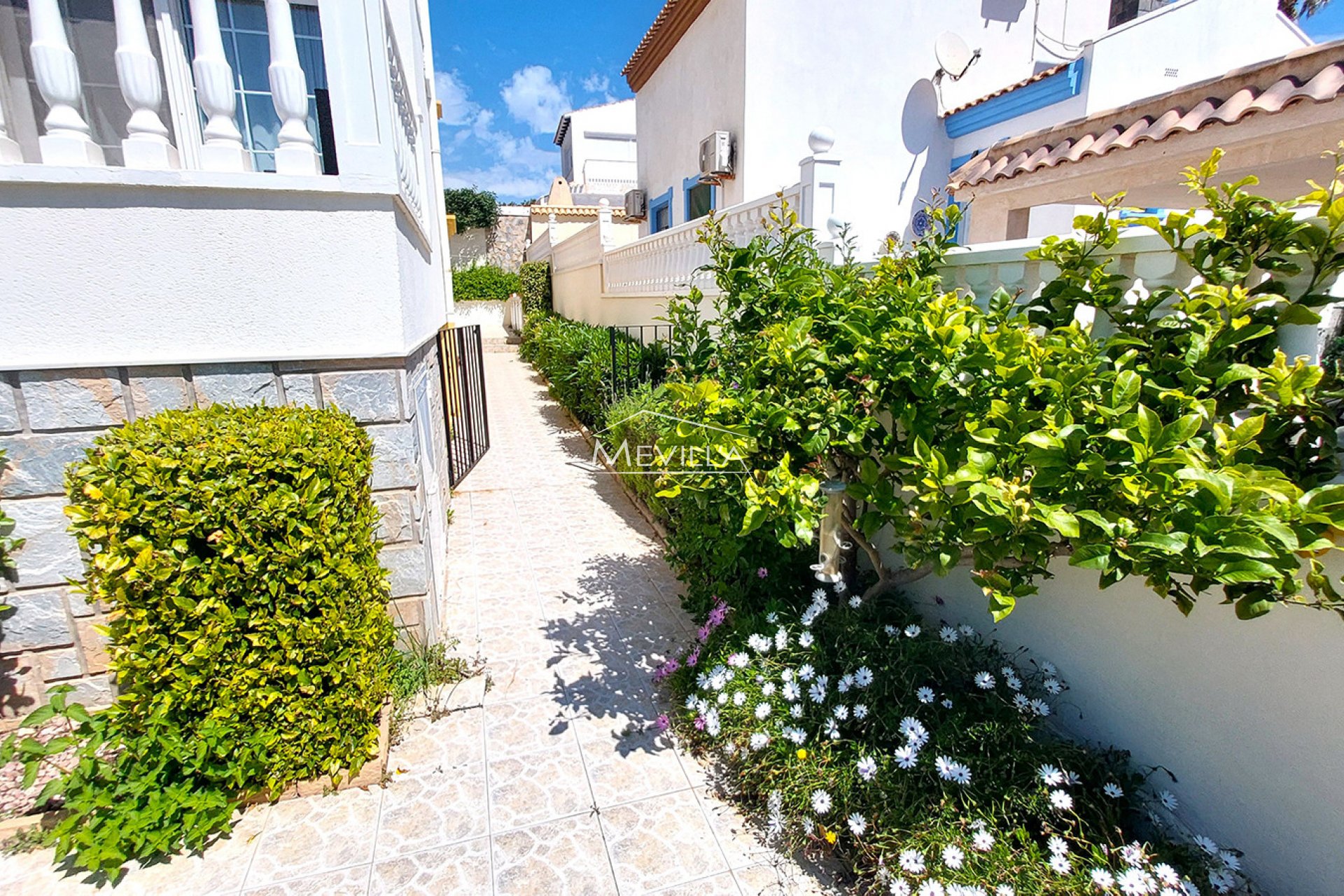 Salg (Resales) - Villa - Orihuela Costa - Cabo Roig