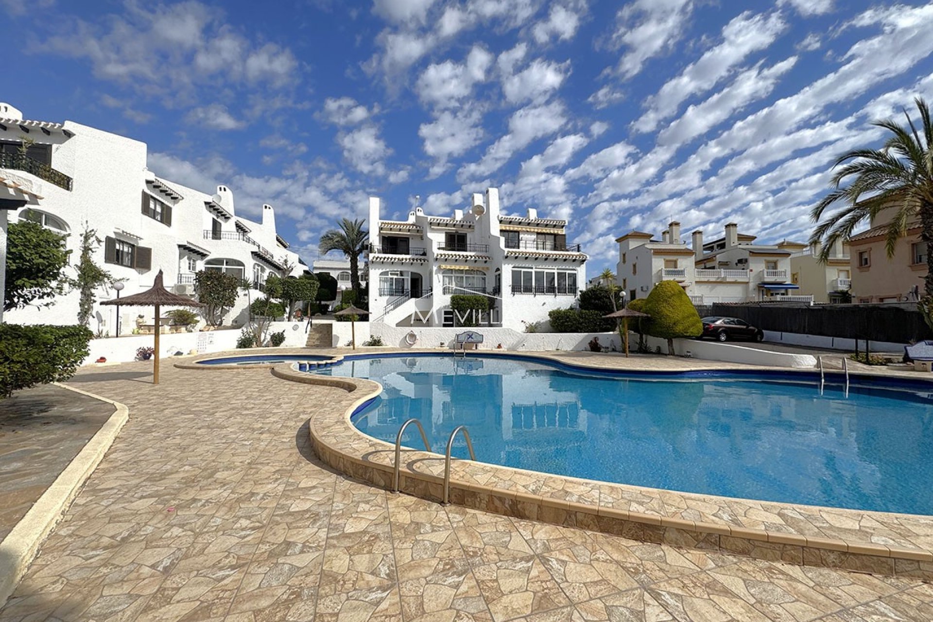 Salg (Resales) - Villa - Orihuela Costa - Cabo Roig