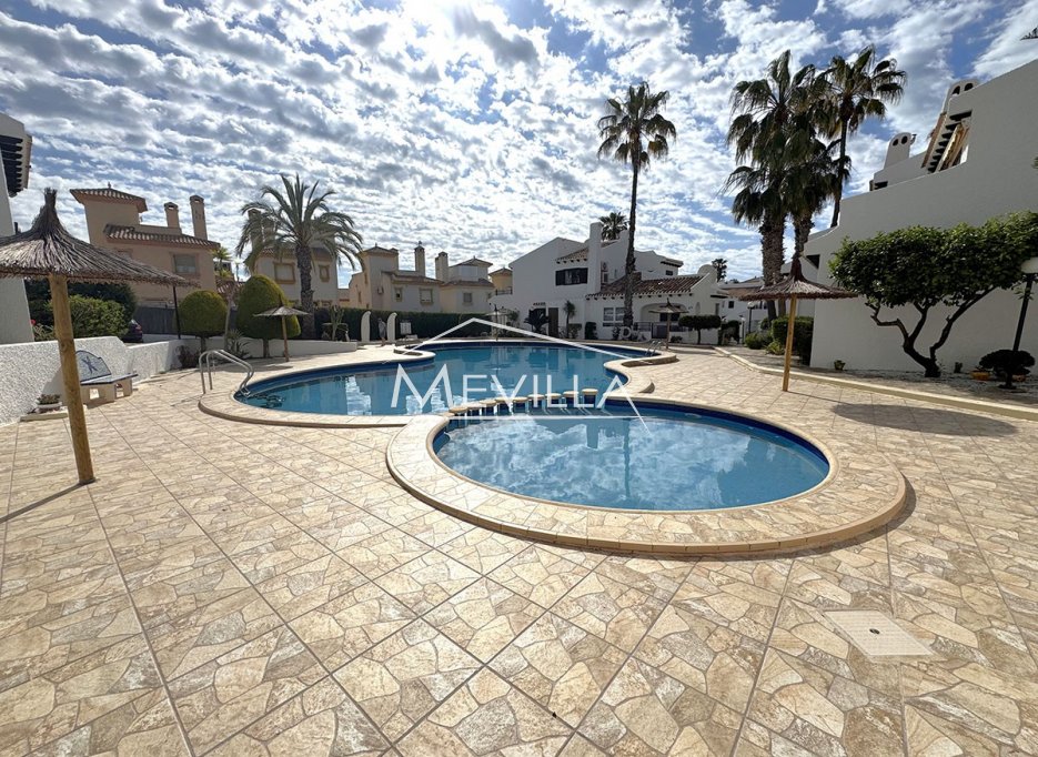 Salg (Resales) - Villa - Orihuela Costa - Cabo Roig