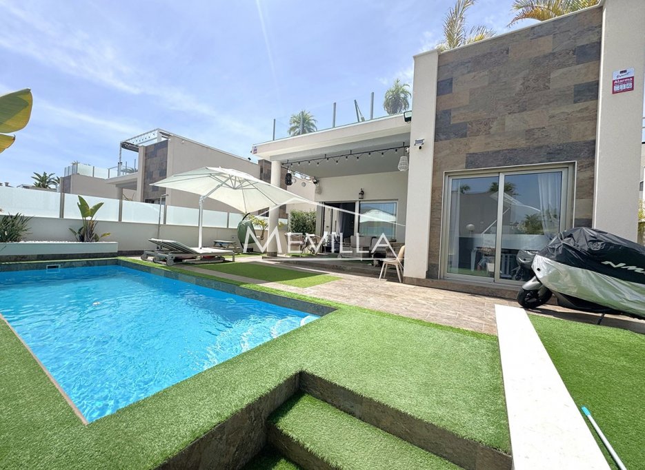 Salg (Resales) - Villa - Orihuela Costa - Cabo Roig
