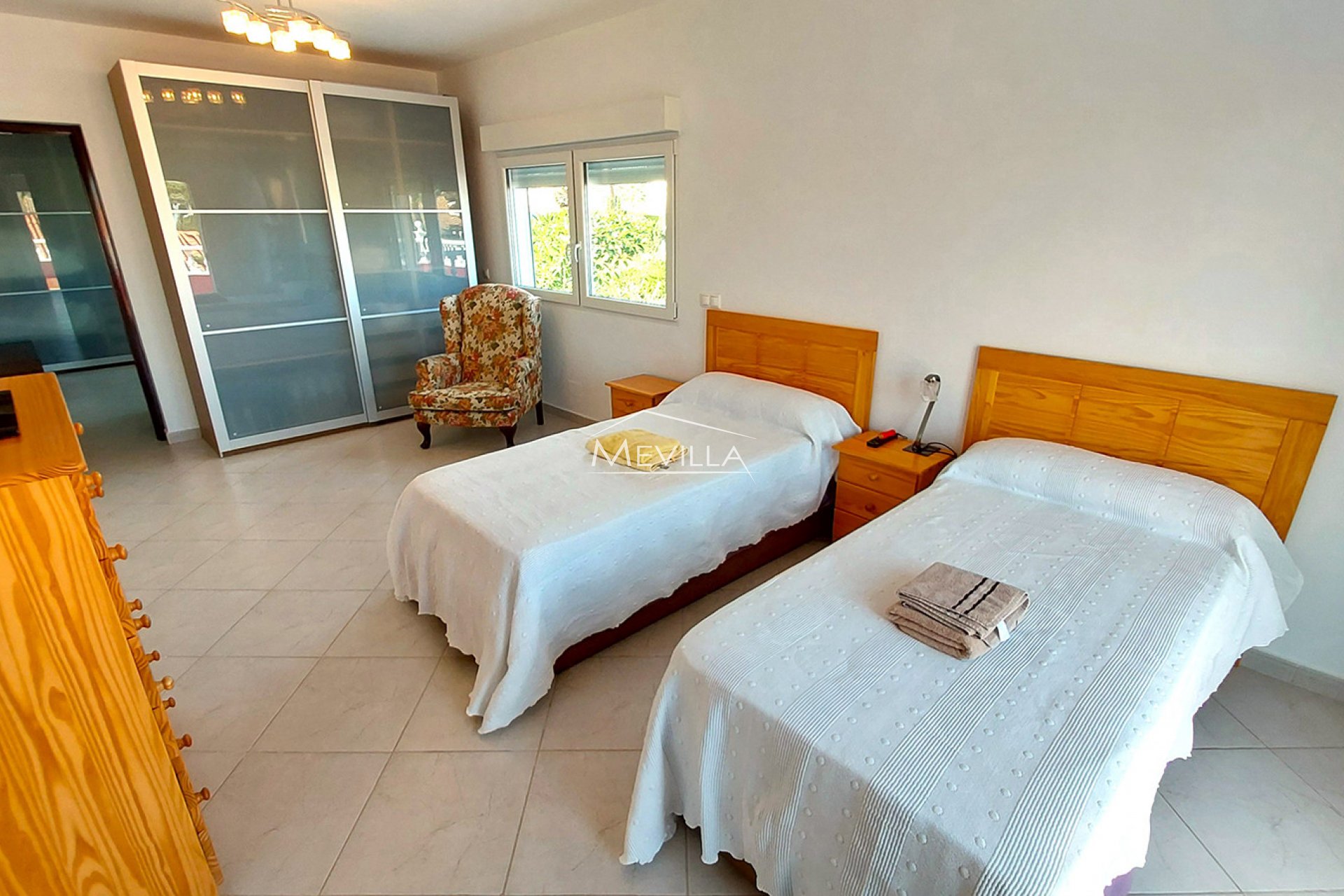 Salg (Resales) - Villa - Orihuela Costa - Cabo Roig