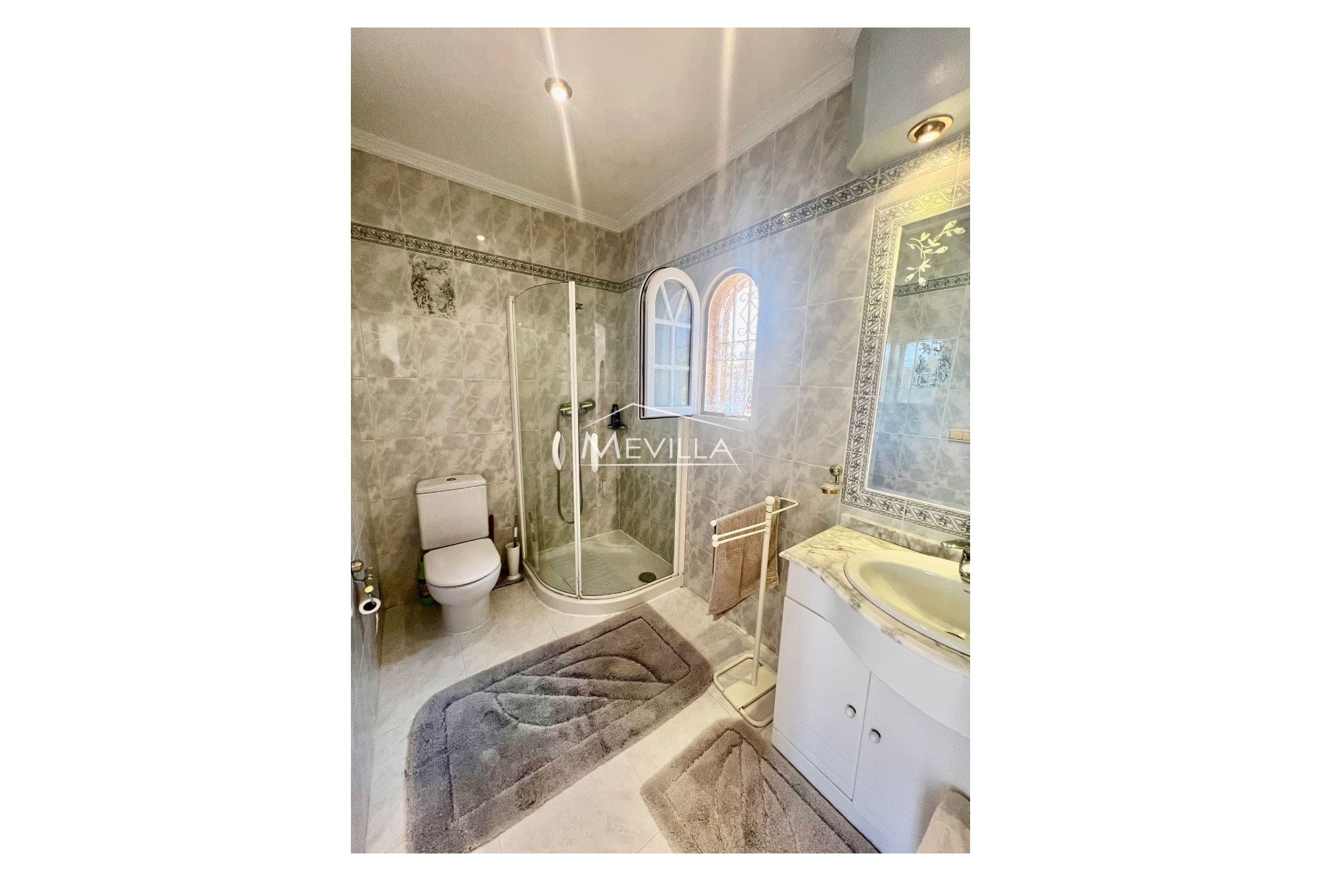 Salg (Resales) - Villa - Orihuela Costa - Cabo Roig