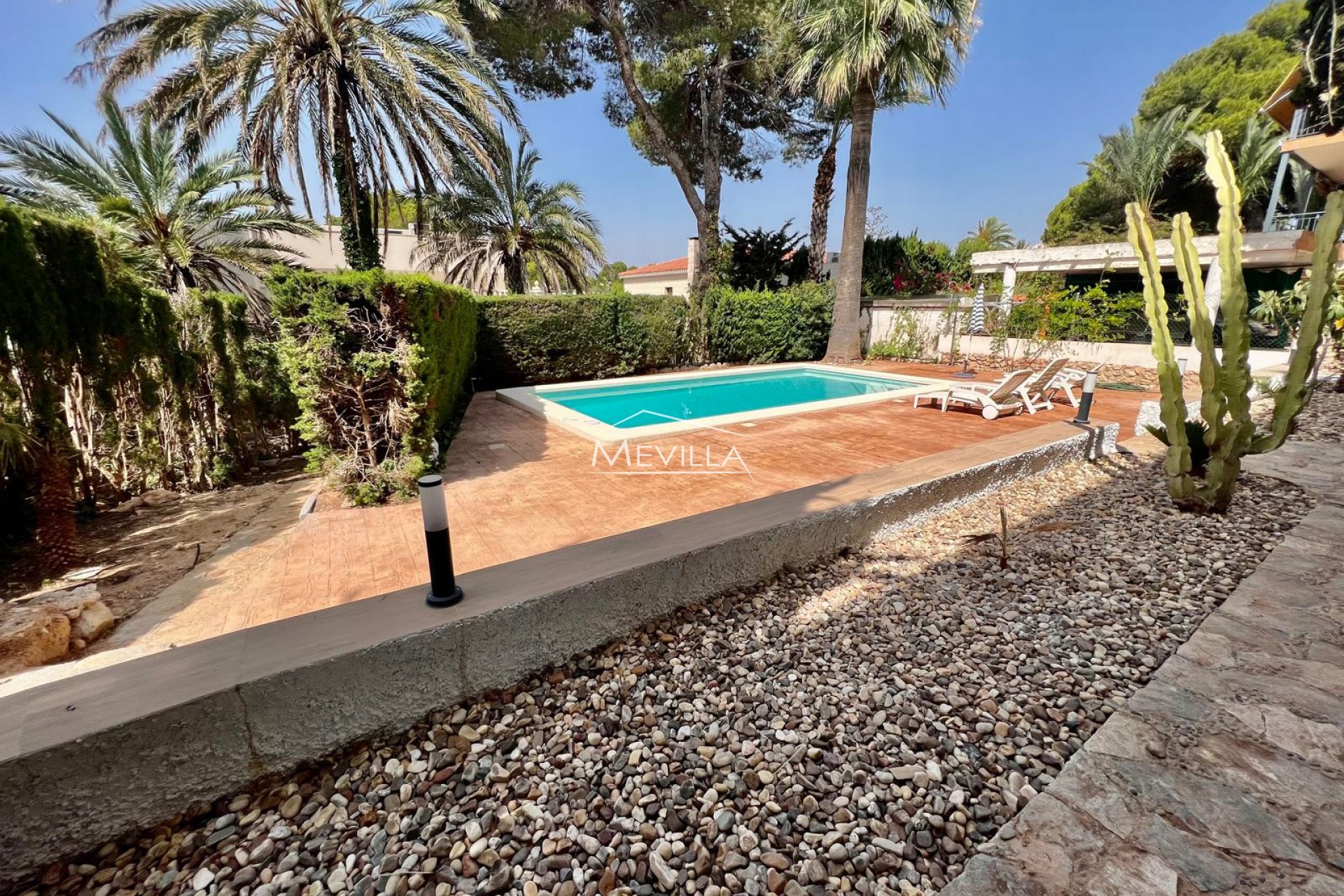 Salg (Resales) - Villa - Orihuela Costa - Campoamor