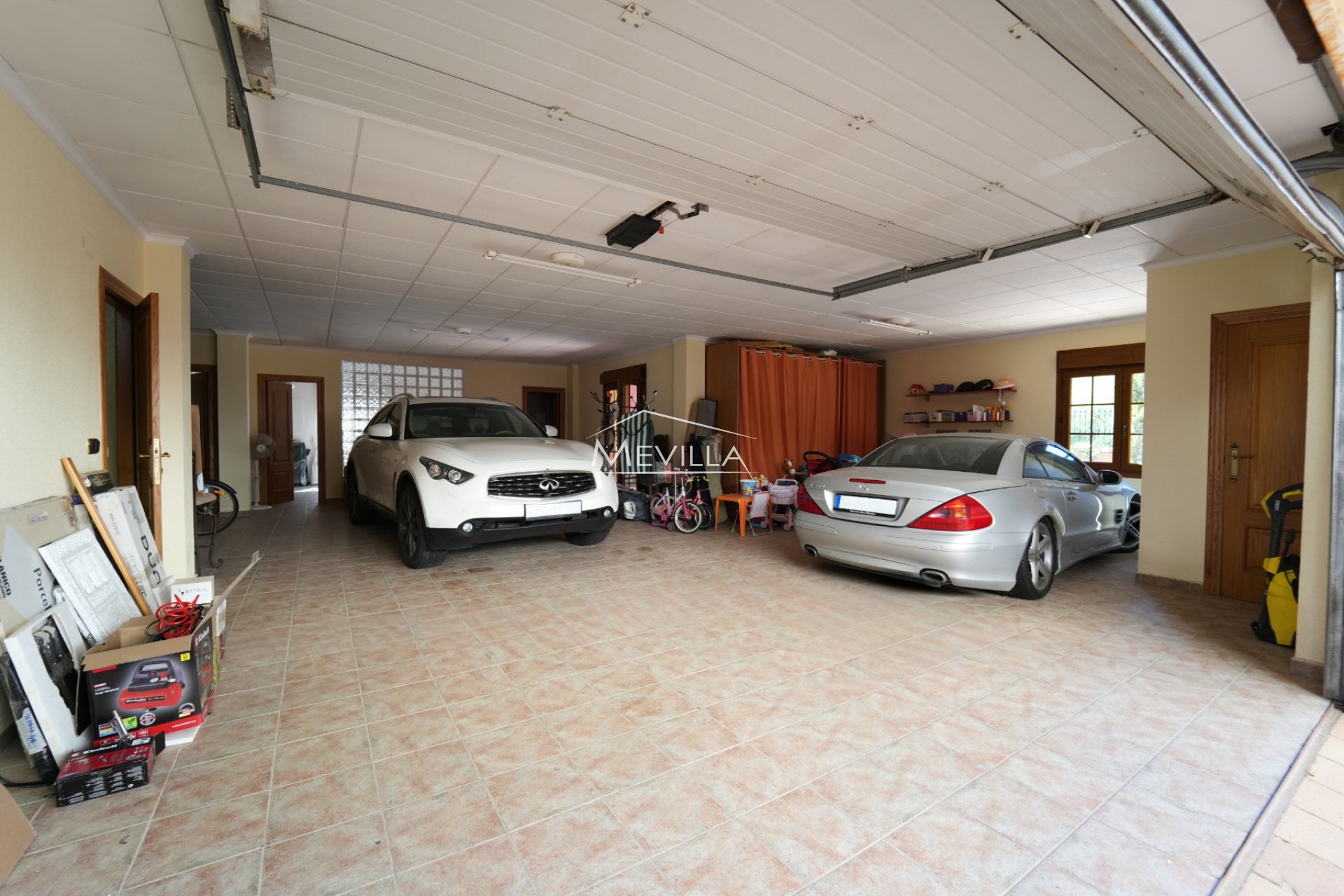 Salg (Resales) - Villa - Orihuela Costa - Campoamor