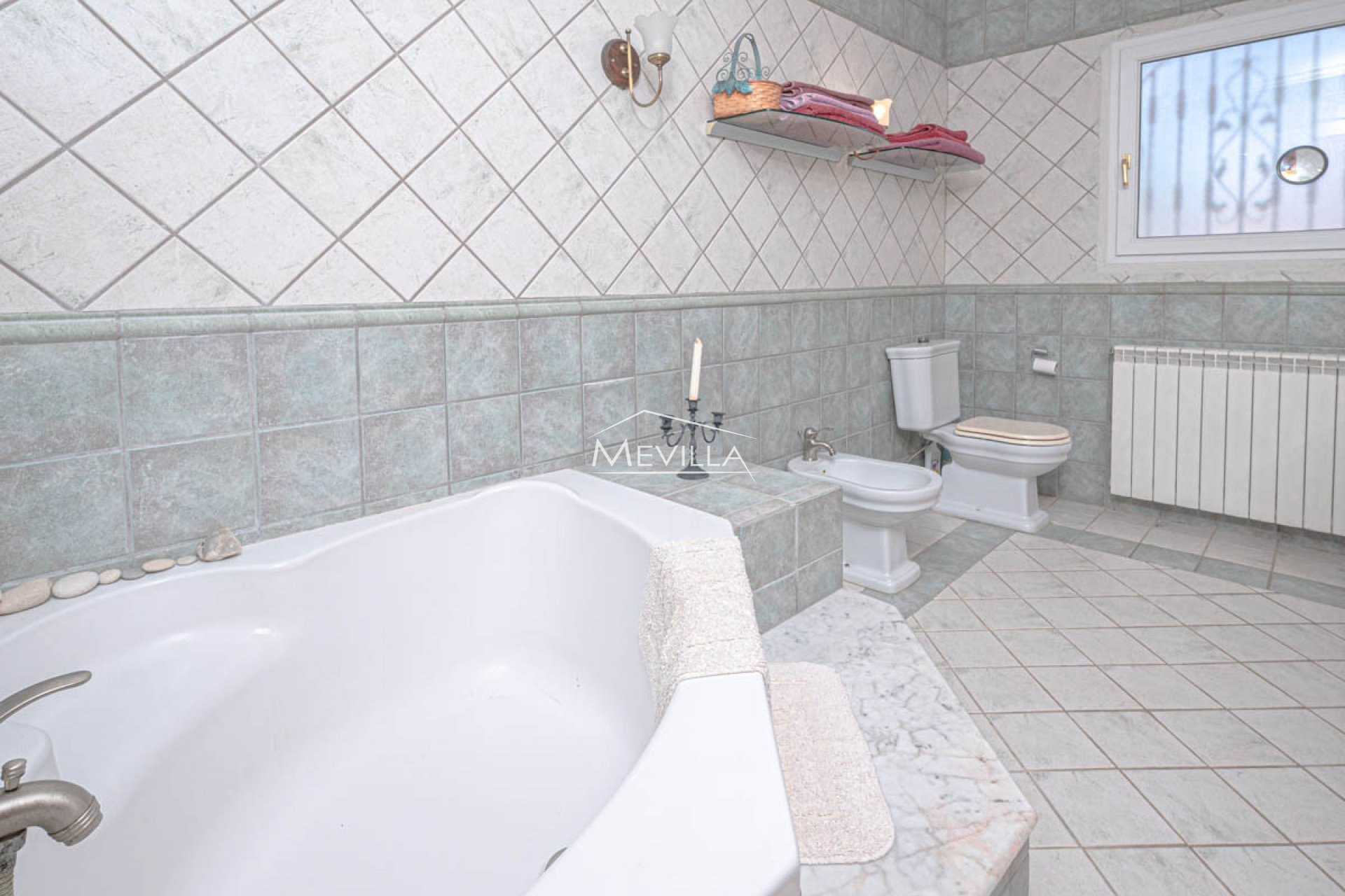 Salg (Resales) - Villa - Orihuela Costa - Campoamor