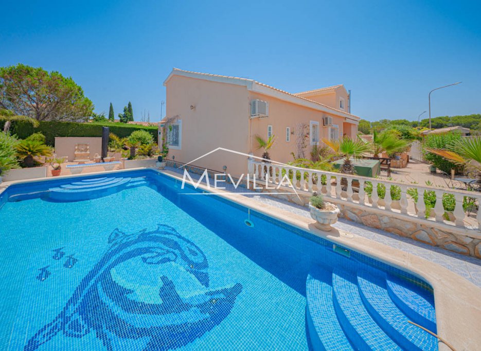 Salg (Resales) - Villa - Orihuela Costa - Campoamor