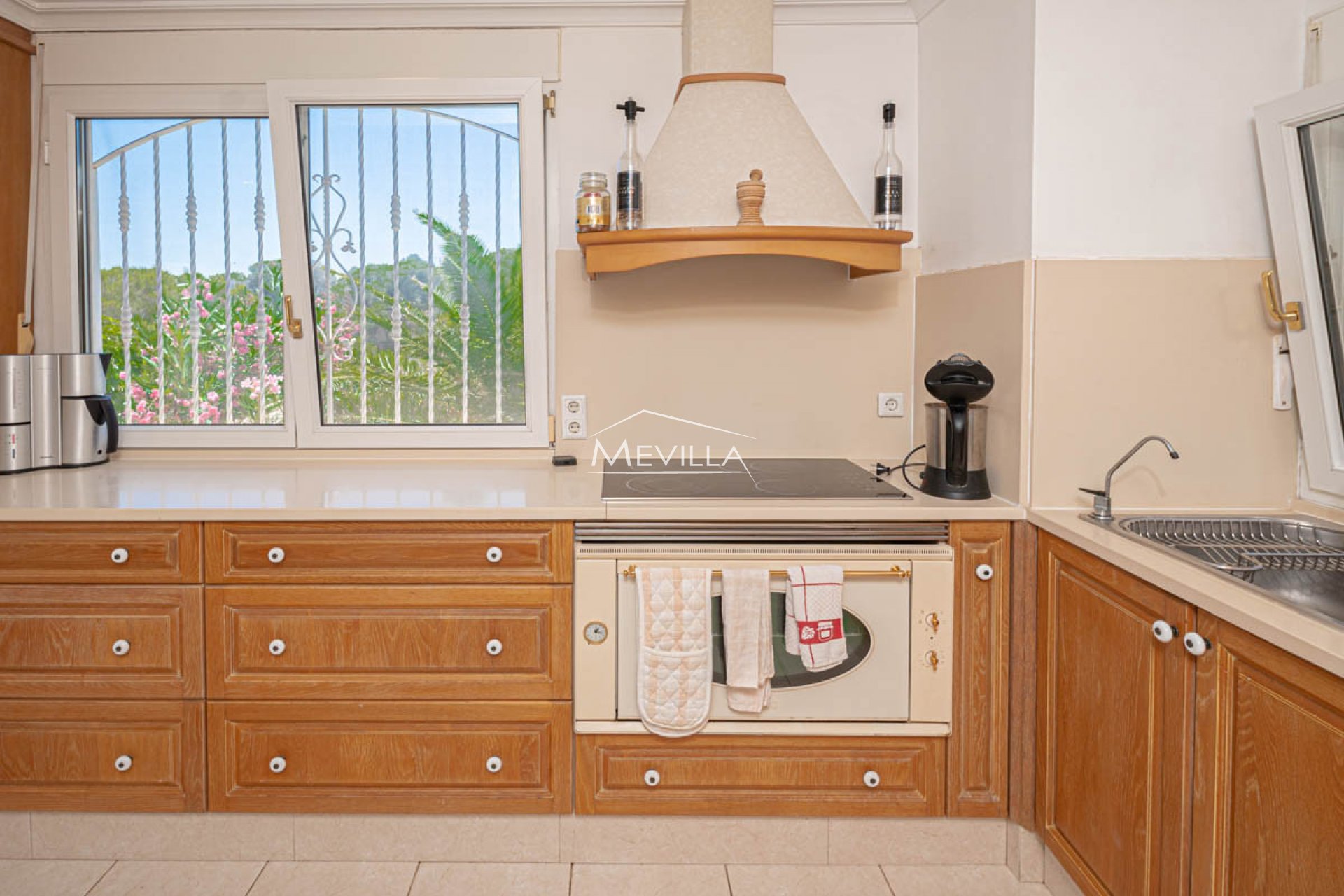 Salg (Resales) - Villa - Orihuela Costa - Campoamor