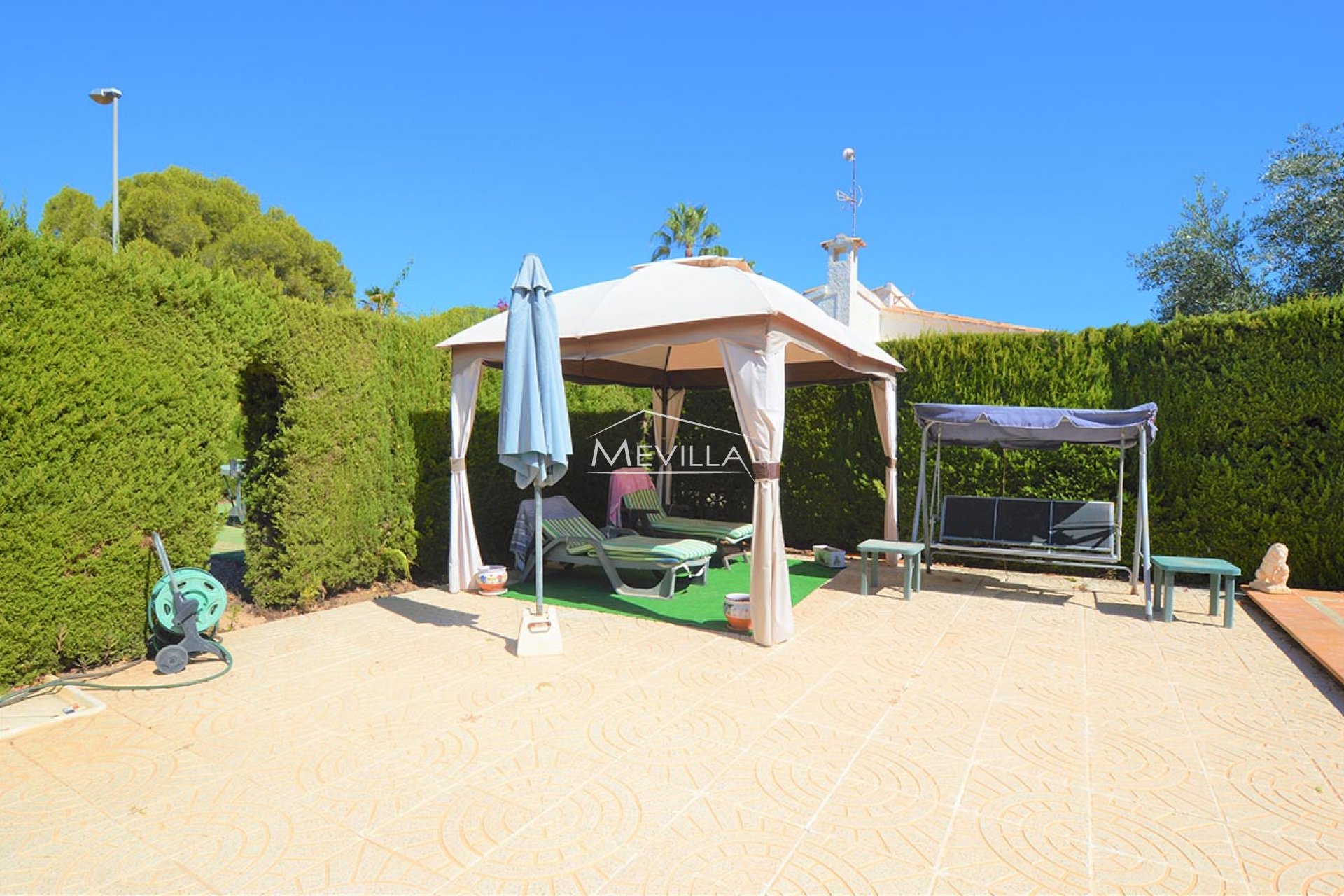 Salg (Resales) - Villa - Orihuela Costa - La Zenia