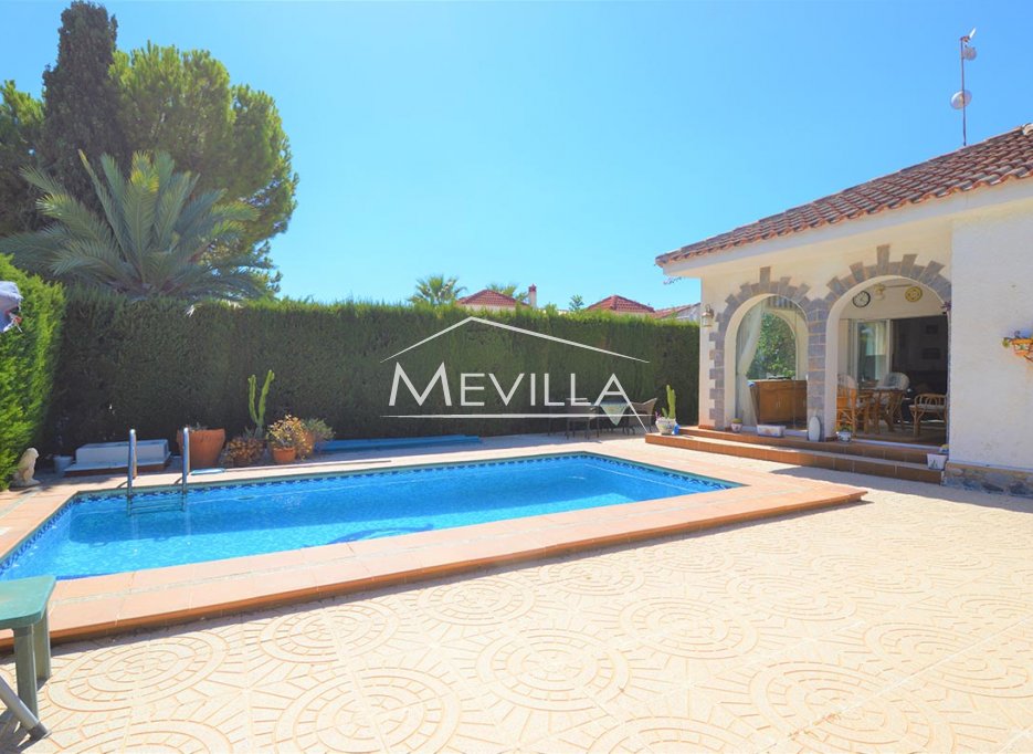 Salg (Resales) - Villa - Orihuela Costa - La Zenia