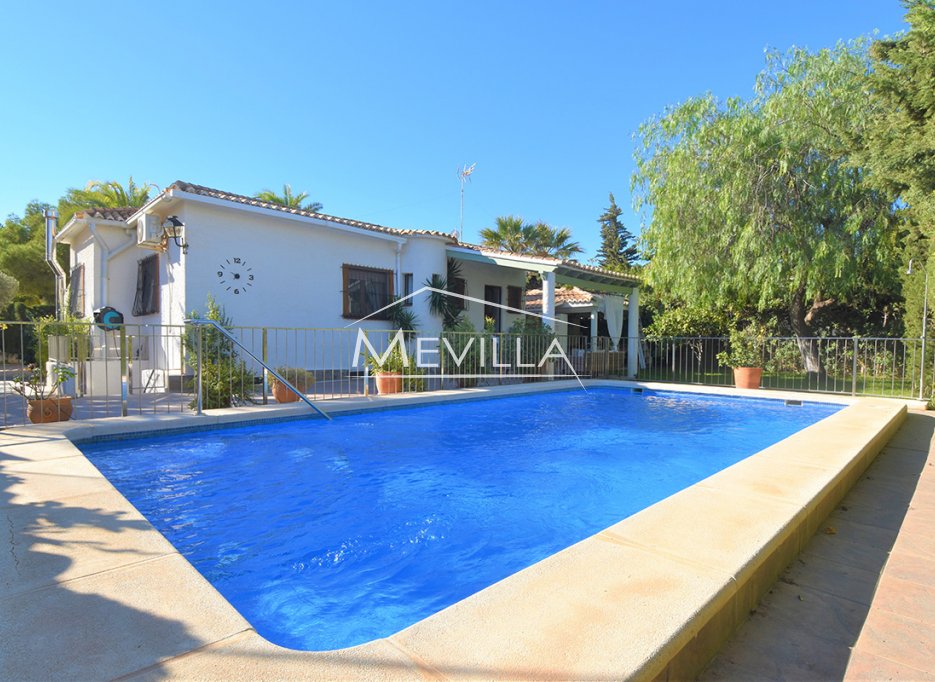 Salg (Resales) - Villa - Orihuela Costa - La Zenia